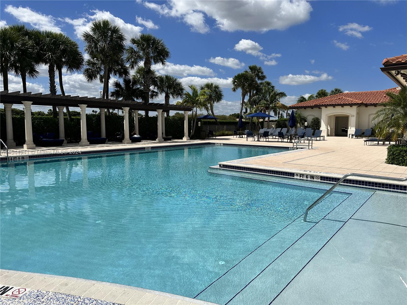 1346 SW 113th Ter 1346, Pembroke Pines, Florida 33025, 3 Bedrooms Bedrooms, ,2 BathroomsBathrooms,Residentiallease,For Rent,1346 SW 113th Ter 1346,A11544941