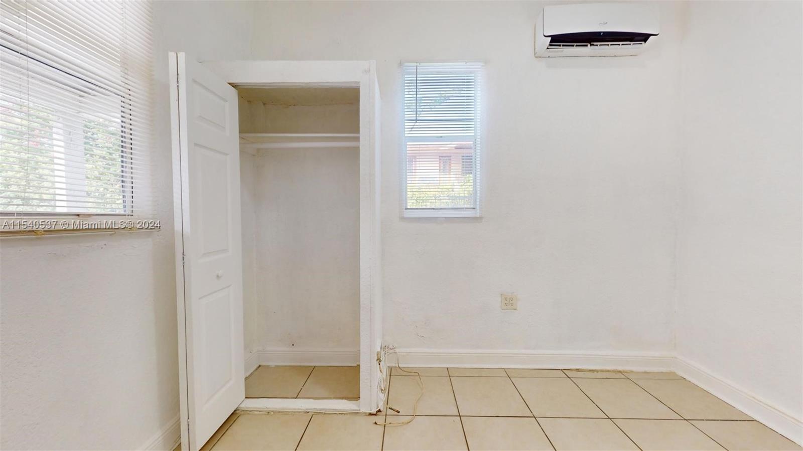 50 NW 79th St 1, Miami, Florida 33150, 1 Bedroom Bedrooms, ,1 BathroomBathrooms,Residentiallease,For Rent,50 NW 79th St 1,A11540537