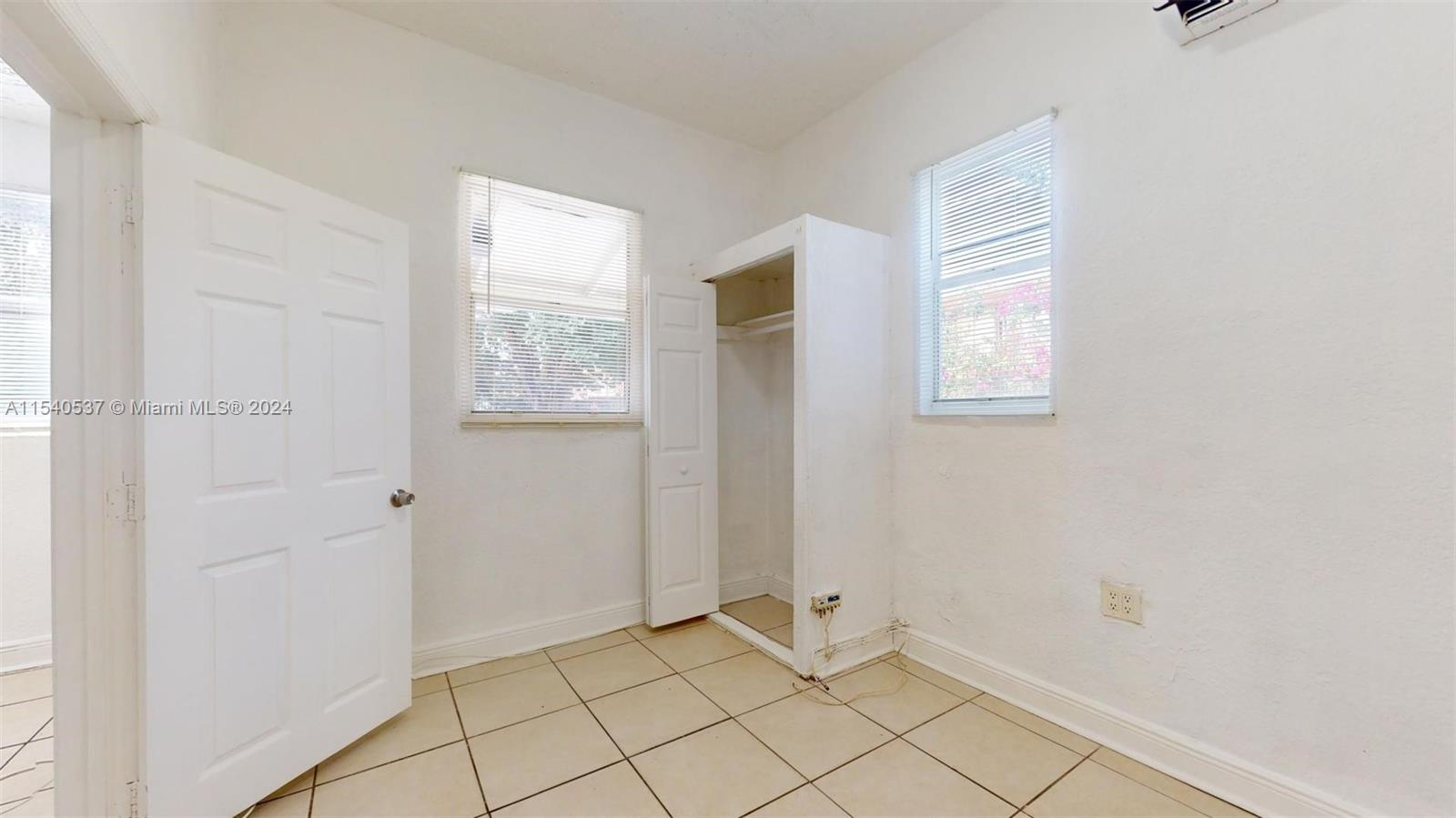 50 NW 79th St 1, Miami, Florida 33150, 1 Bedroom Bedrooms, ,1 BathroomBathrooms,Residentiallease,For Rent,50 NW 79th St 1,A11540537