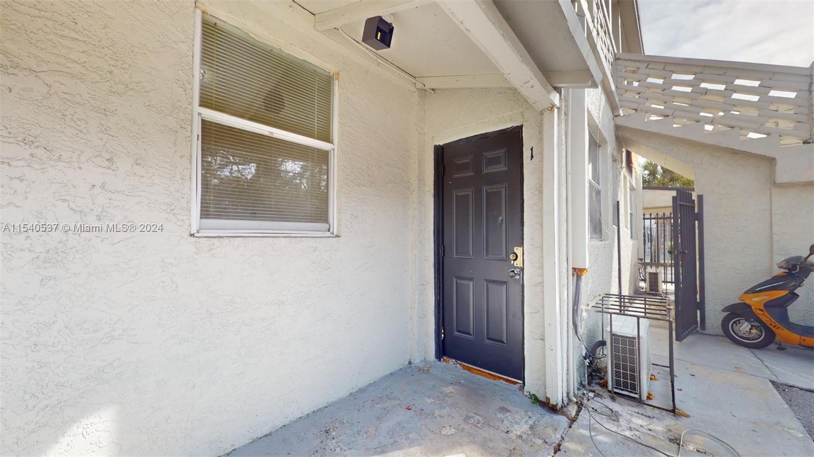 50 NW 79th St 1, Miami, Florida 33150, 1 Bedroom Bedrooms, ,1 BathroomBathrooms,Residentiallease,For Rent,50 NW 79th St 1,A11540537