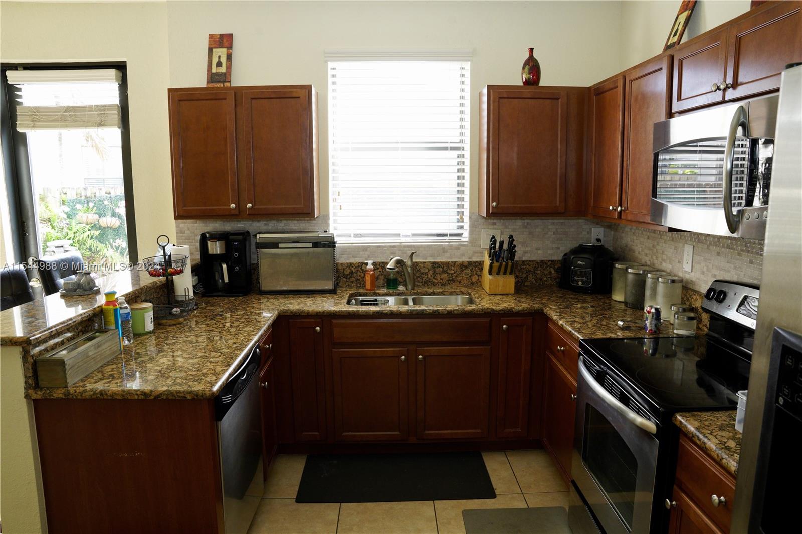 23456 SW 113th Ave, Homestead, Florida 33032, 3 Bedrooms Bedrooms, 1 Room Rooms,2 BathroomsBathrooms,Residential,For Sale,23456 SW 113th Ave,A11544988