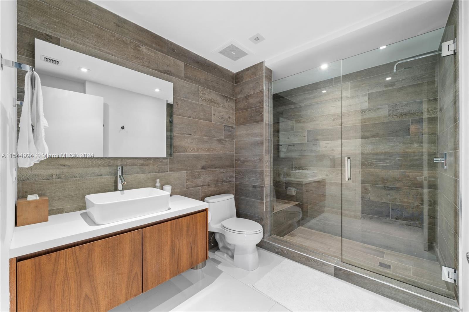 3301 NE 1st Ave L04PH7, Miami, Florida 33137, 3 Bedrooms Bedrooms, ,4 BathroomsBathrooms,Residential,For Sale,3301 NE 1st Ave L04PH7,A11544994