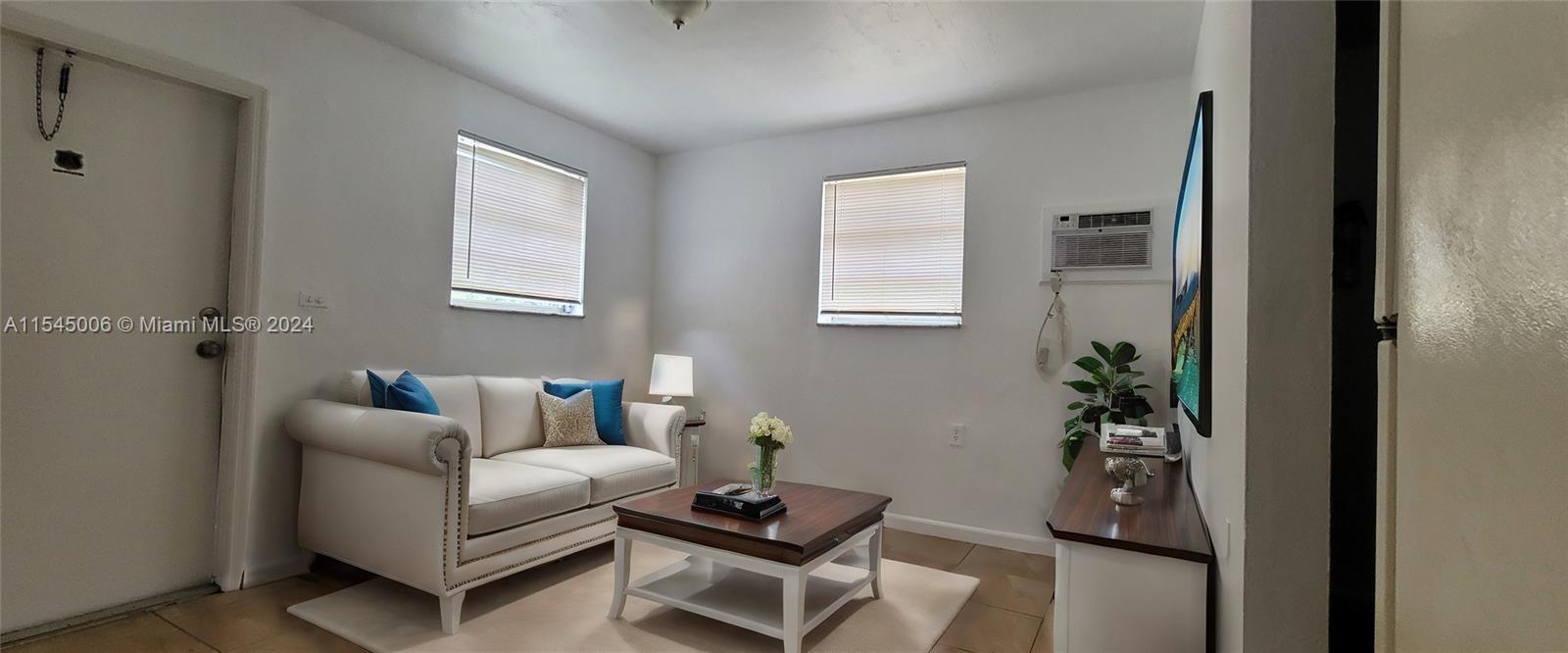 567 NW 90th St 3, El Portal, Florida 33150, 1 Bedroom Bedrooms, ,1 BathroomBathrooms,Residentiallease,For Rent,567 NW 90th St 3,A11545006