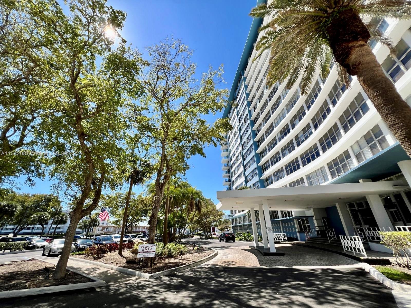 7441 Wayne Ave 1C, Miami Beach, Florida 33141, 2 Bedrooms Bedrooms, ,2 BathroomsBathrooms,Residential,For Sale,7441 Wayne Ave 1C,A11542087