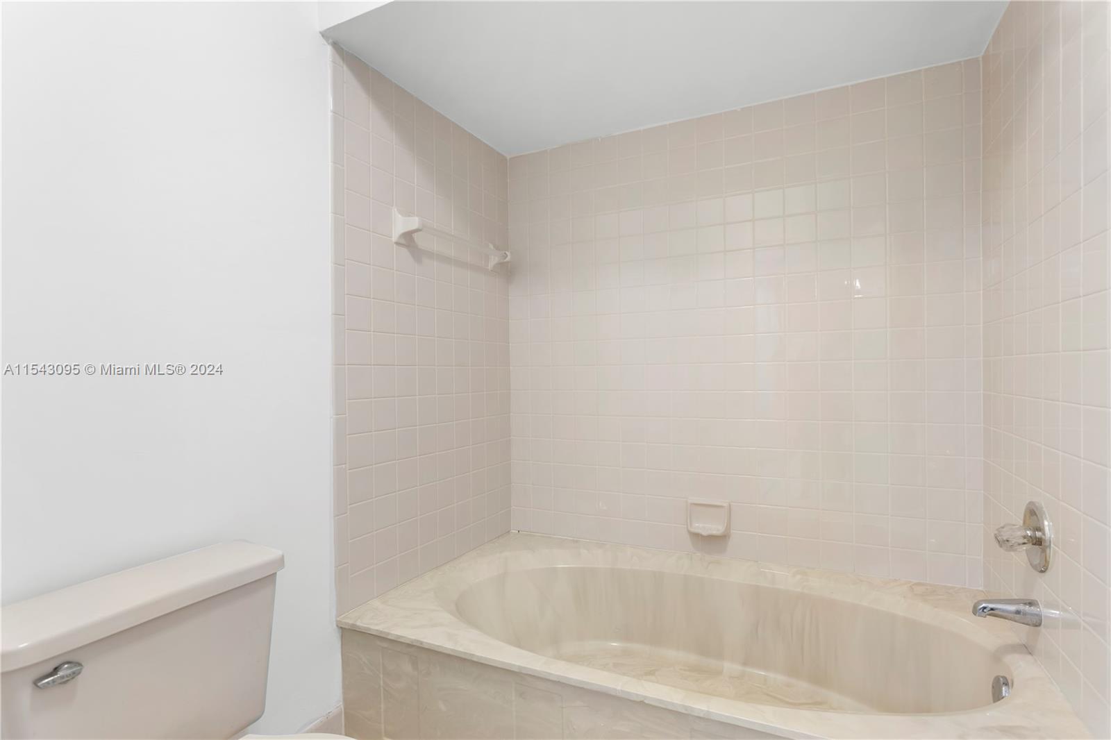 Listing Photo 13