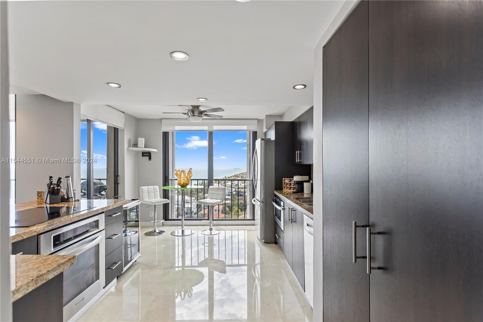 1901 N Ocean Blvd 15E, Fort Lauderdale, Florida 33305, 2 Bedrooms Bedrooms, ,2 BathroomsBathrooms,Residentiallease,For Rent,1901 N Ocean Blvd 15E,A11544551