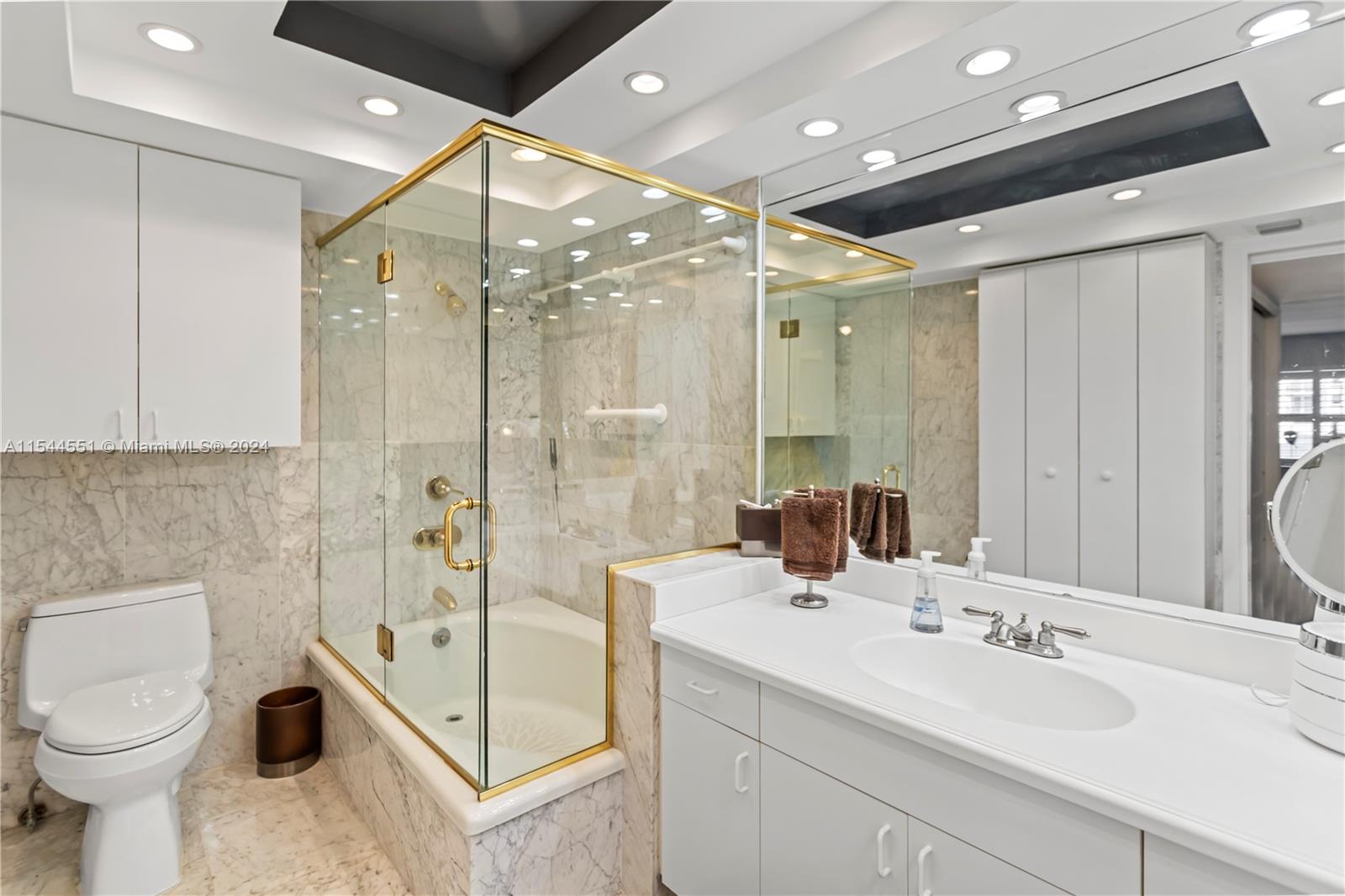 1901 N Ocean Blvd 15E, Fort Lauderdale, Florida 33305, 2 Bedrooms Bedrooms, ,2 BathroomsBathrooms,Residentiallease,For Rent,1901 N Ocean Blvd 15E,A11544551