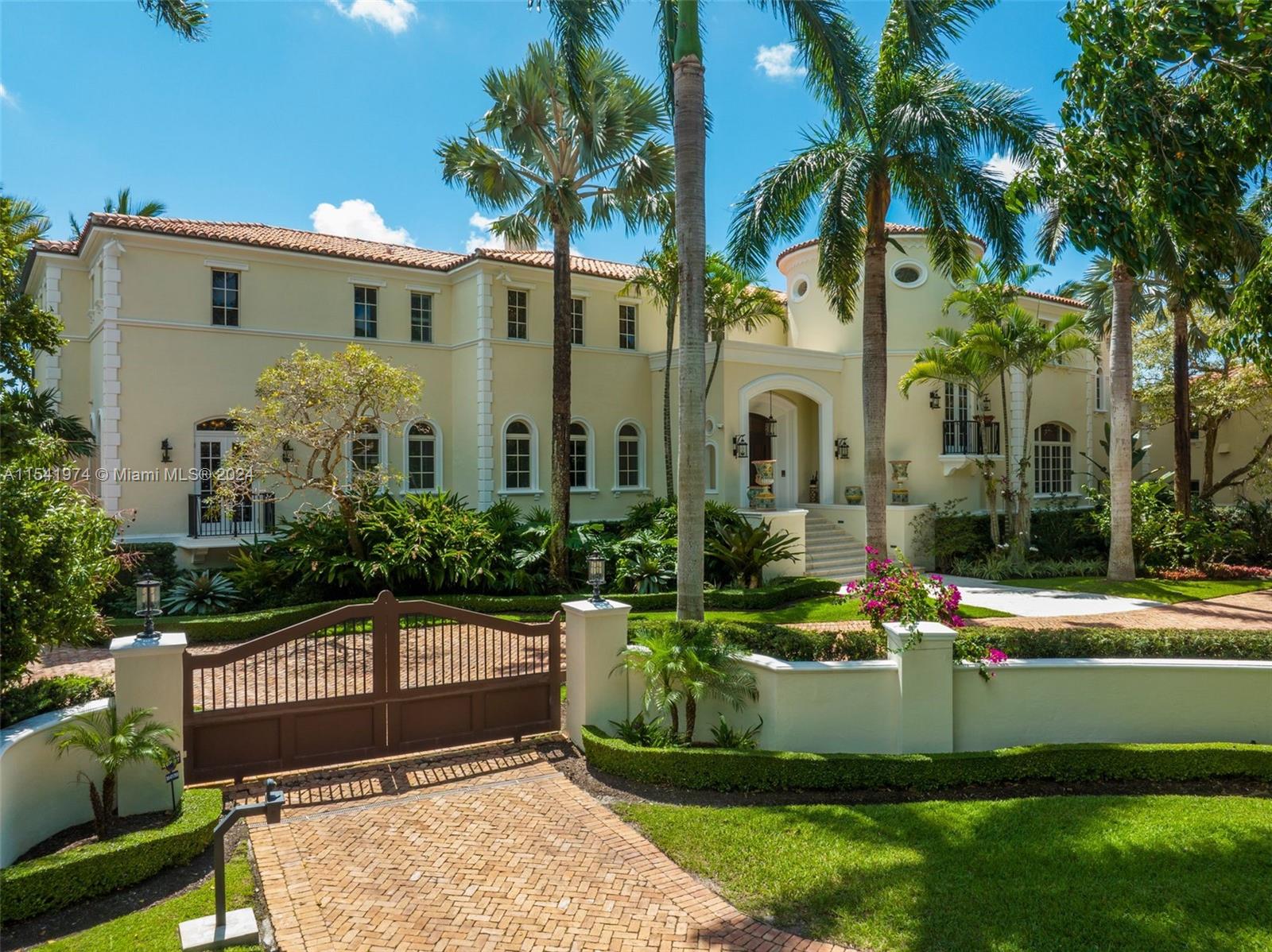 33 Arvida Pkwy, Coral Gables, FL, 33156 United States, 7 Bedrooms Bedrooms, ,8 BathroomsBathrooms,Residential,For Sale,Arvida Pkwy,A11541974