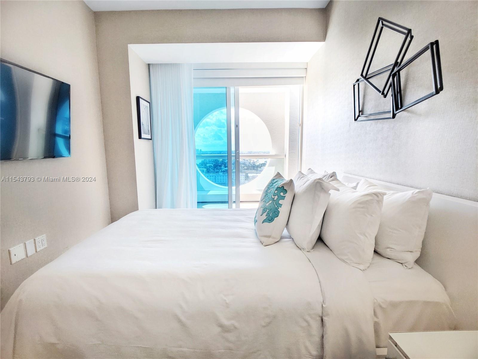 551 Fort Lauderdale Beach Blvd, Fort Lauderdale, FL, 33304 United States, 2 Bedrooms Bedrooms, ,2 BathroomsBathrooms,Residential,For Sale,Fort Lauderdale Beach Blvd,A11543793