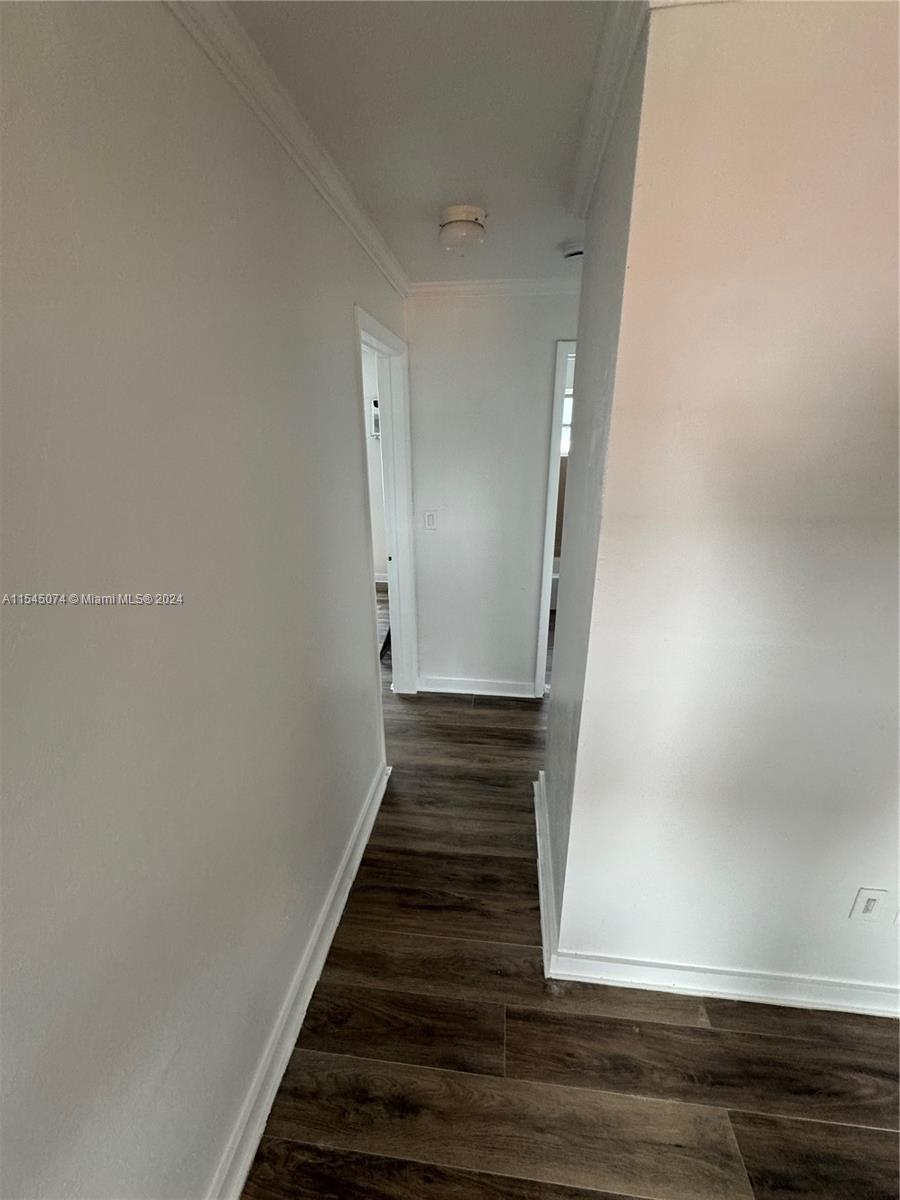 1607 NW 16th Ave 6, Miami, Florida 33125, 2 Bedrooms Bedrooms, ,1 BathroomBathrooms,Residentiallease,For Rent,1607 NW 16th Ave 6,A11545074