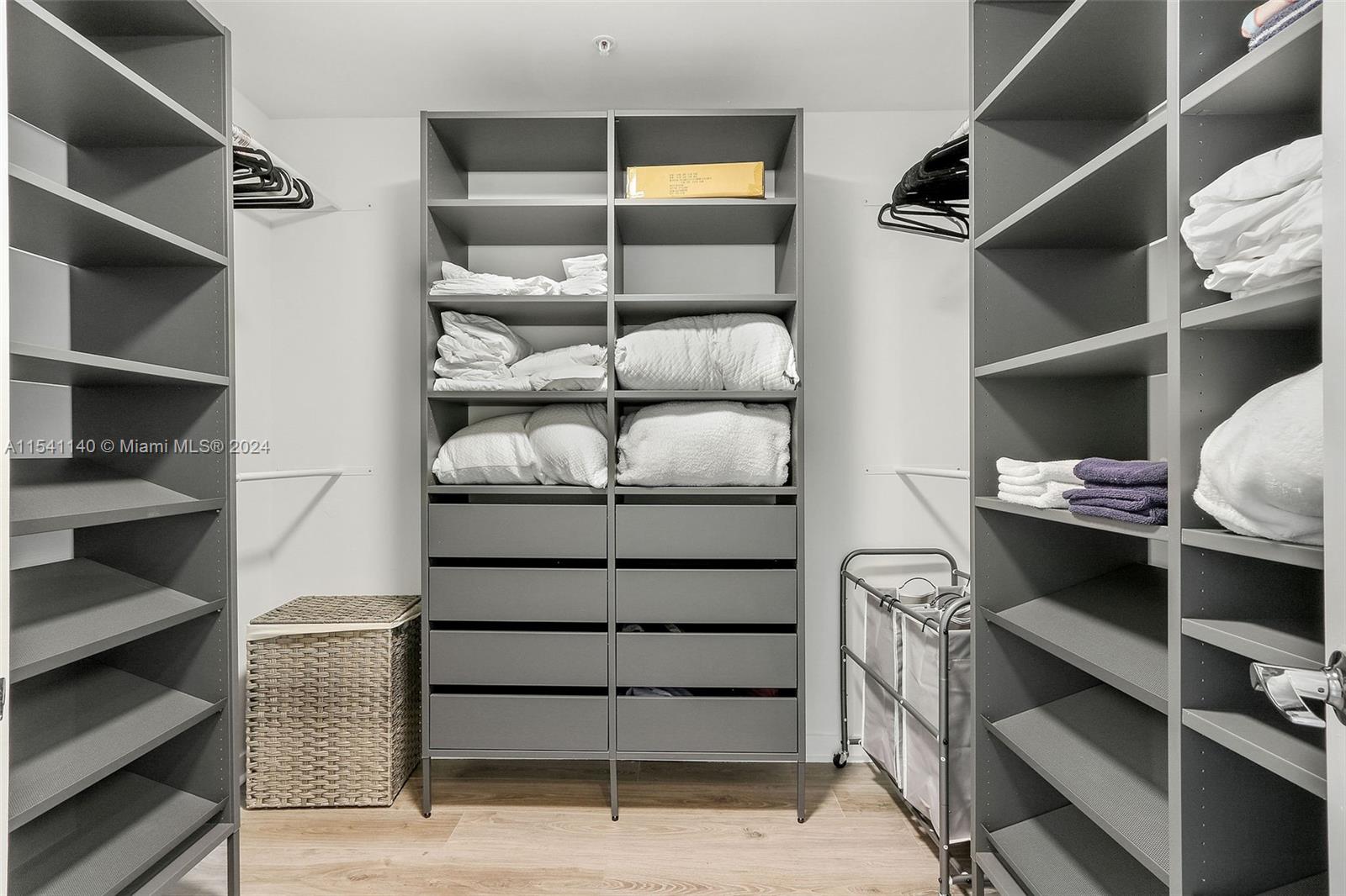 999 SW 1st Avenue 1412, Miami, Florida 33130, 2 Bedrooms Bedrooms, ,2 BathroomsBathrooms,Residential,For Sale,999 SW 1st Avenue 1412,A11541140