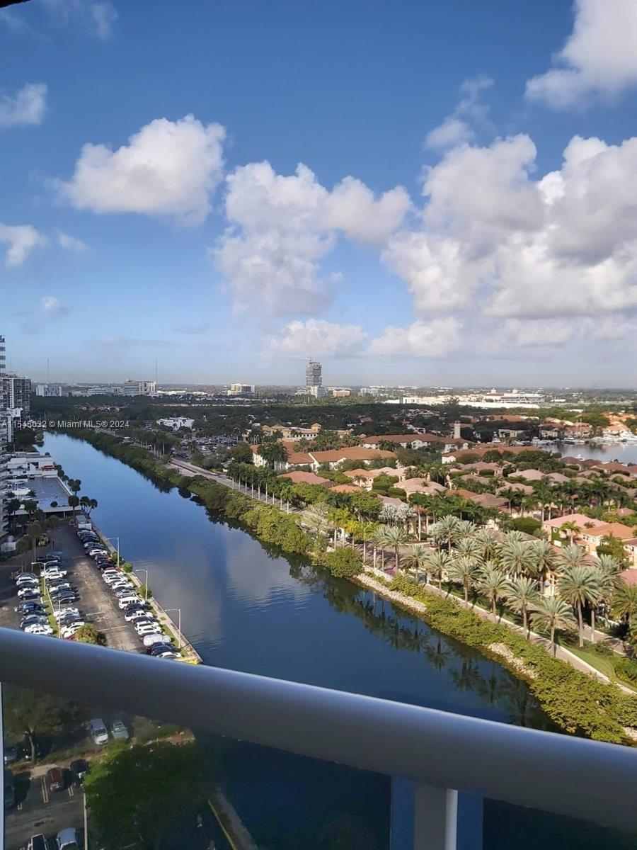 20505 E Country Club Dr 1932, Aventura, Florida 33180, 2 Bedrooms Bedrooms, ,2 BathroomsBathrooms,Residentiallease,For Rent,20505 E Country Club Dr 1932,A11545032