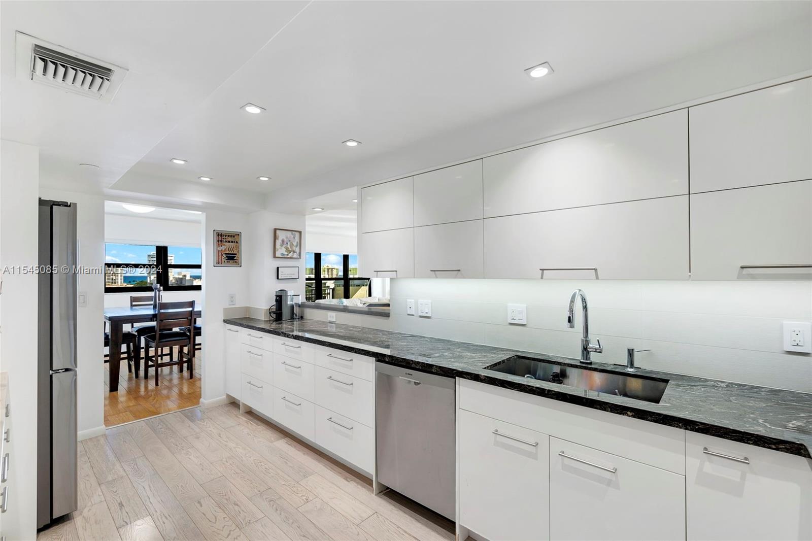 3200 Port Royale Dr N, Fort Lauderdale, FL, 33308 United States, 3 Bedrooms Bedrooms, ,2 BathroomsBathrooms,Residential,For Sale,Port Royale Dr N,A11545085