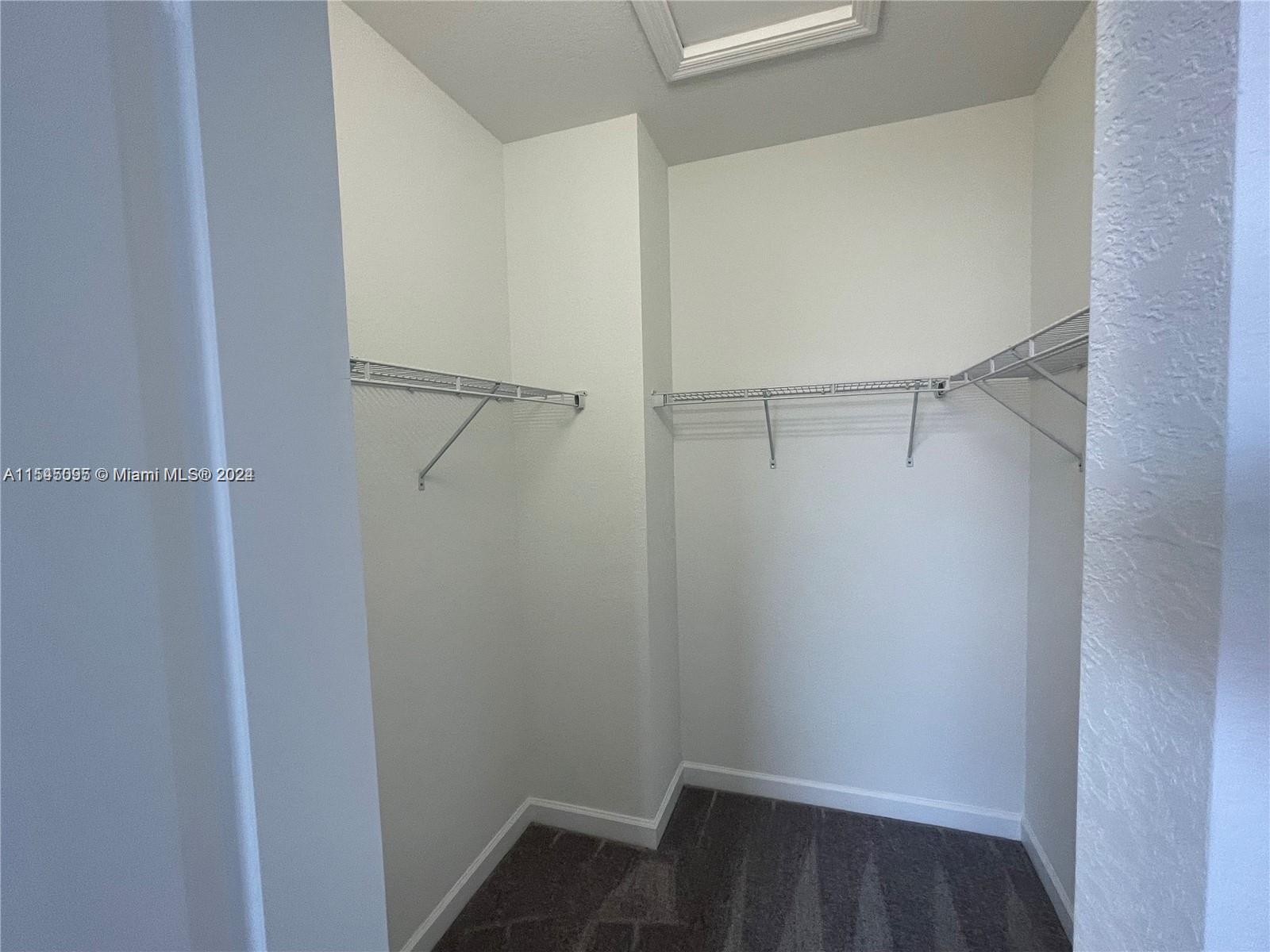 883 NE 211th St 883, Miami, Florida 33179, 3 Bedrooms Bedrooms, ,3 BathroomsBathrooms,Residentiallease,For Rent,883 NE 211th St 883,A11545095