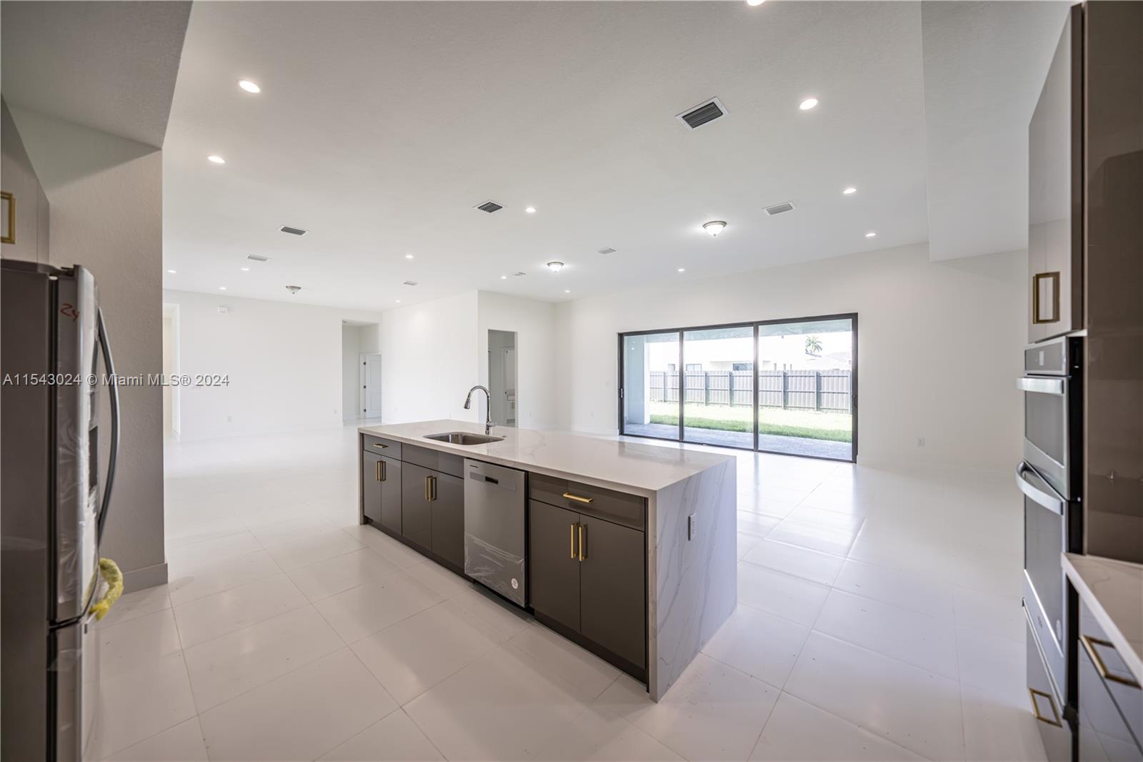 15561 SW 159 Terr, Miami, Florida 33187, 5 Bedrooms Bedrooms, ,5 BathroomsBathrooms,Residential,For Sale,15561 SW 159 Terr,A11543024