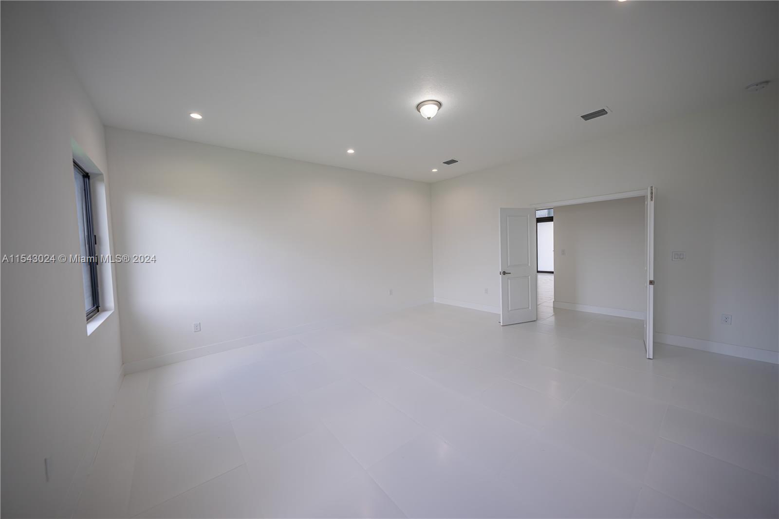 15561 SW 159 Terr, Miami, Florida 33187, 5 Bedrooms Bedrooms, ,5 BathroomsBathrooms,Residential,For Sale,15561 SW 159 Terr,A11543024