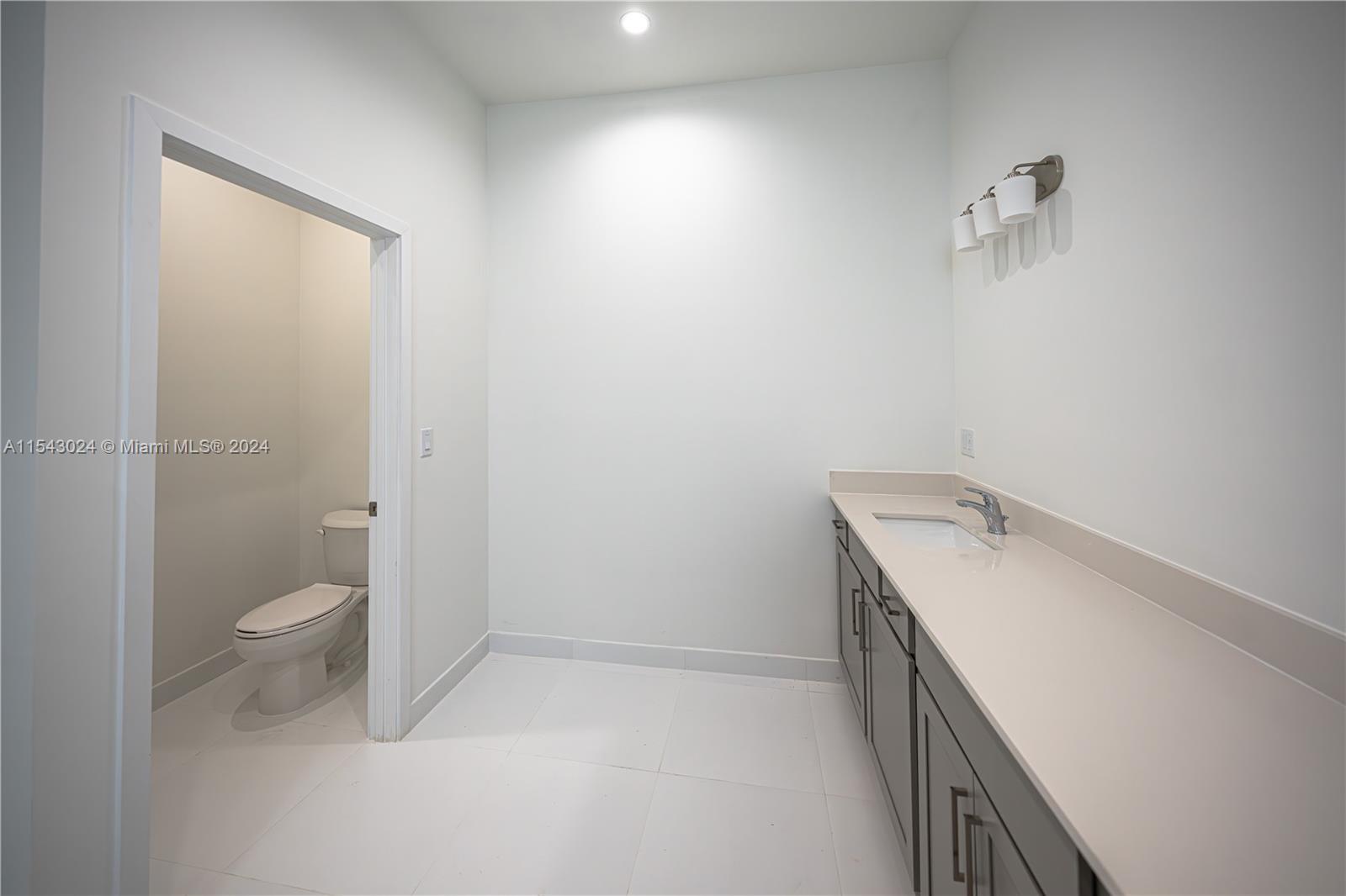 15561 SW 159 Terr, Miami, Florida 33187, 5 Bedrooms Bedrooms, ,5 BathroomsBathrooms,Residential,For Sale,15561 SW 159 Terr,A11543024