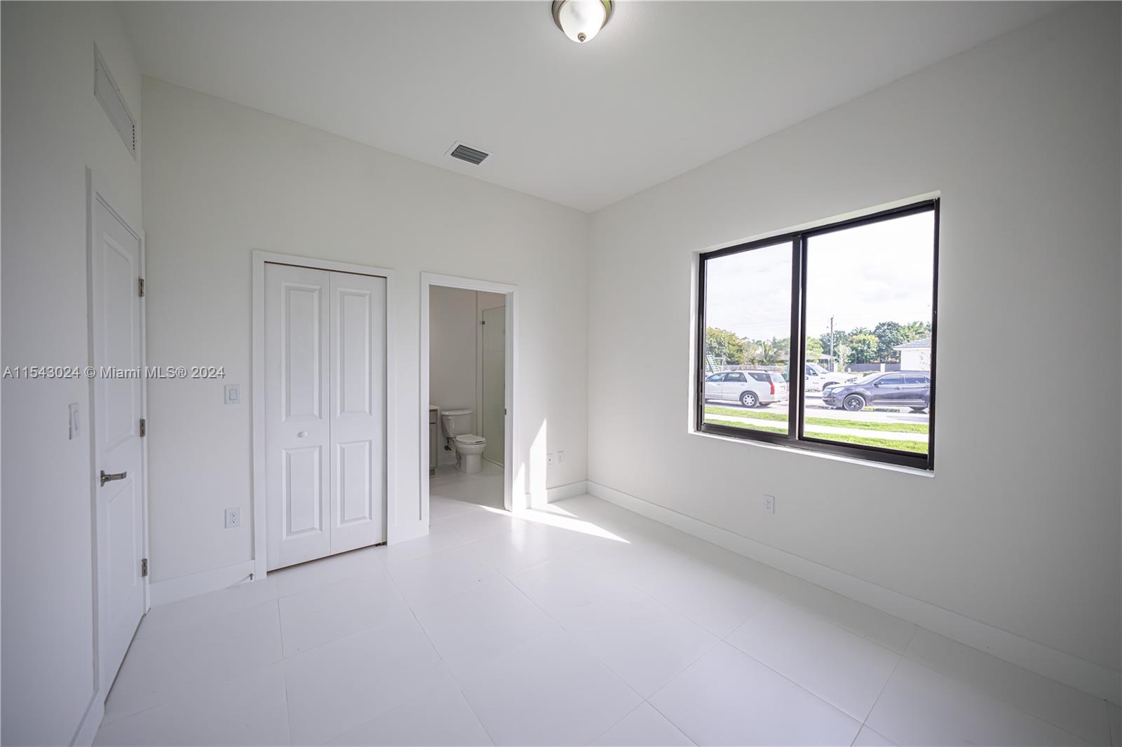 15561 SW 159 Terr, Miami, Florida 33187, 5 Bedrooms Bedrooms, ,5 BathroomsBathrooms,Residential,For Sale,15561 SW 159 Terr,A11543024