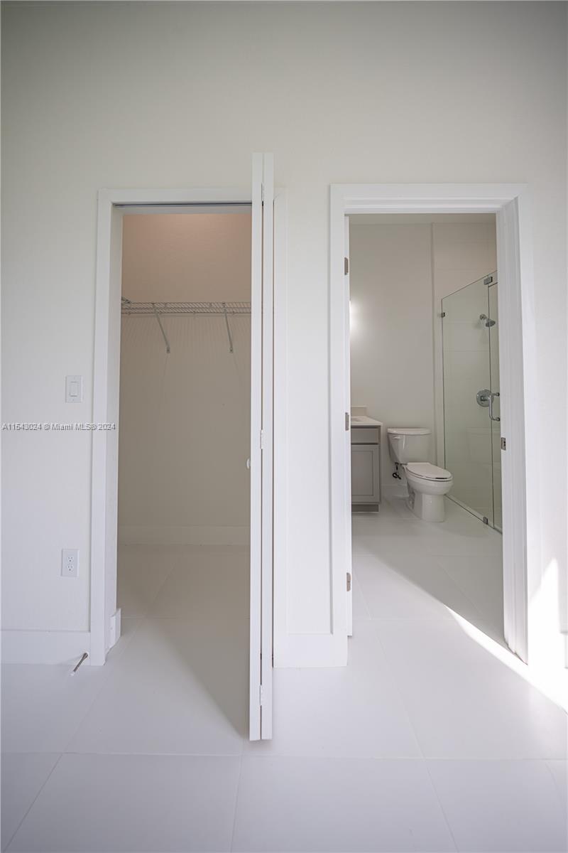 15561 SW 159 Terr, Miami, Florida 33187, 5 Bedrooms Bedrooms, ,5 BathroomsBathrooms,Residential,For Sale,15561 SW 159 Terr,A11543024