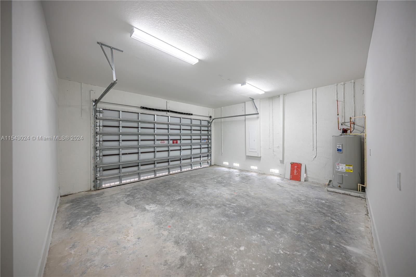 15561 SW 159 Terr, Miami, Florida 33187, 5 Bedrooms Bedrooms, ,5 BathroomsBathrooms,Residential,For Sale,15561 SW 159 Terr,A11543024