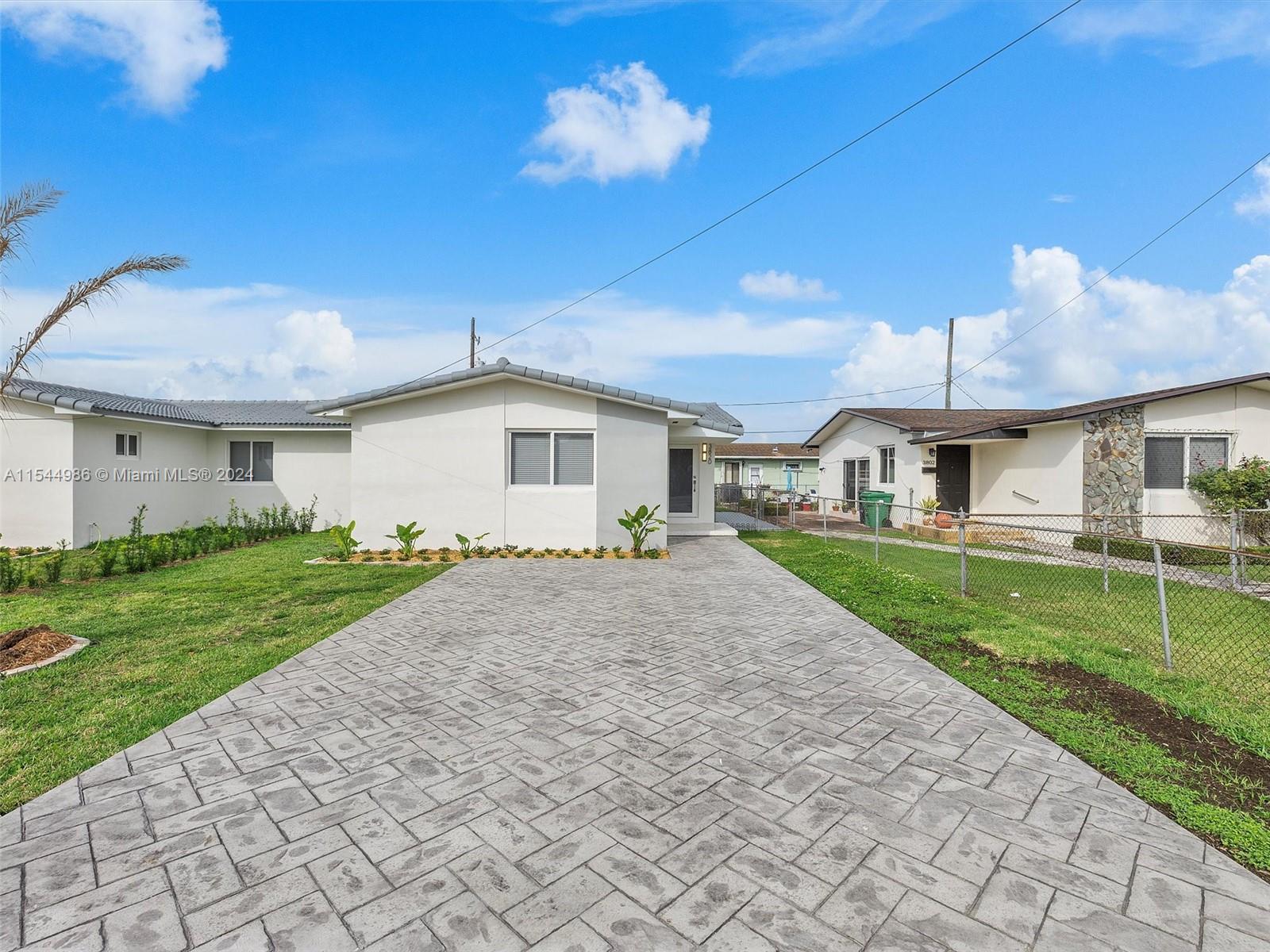 3820 SW 92nd Ave 3820, Miami, Florida 33165, 3 Bedrooms Bedrooms, ,2 BathroomsBathrooms,Residentiallease,For Rent,3820 SW 92nd Ave 3820,A11544986