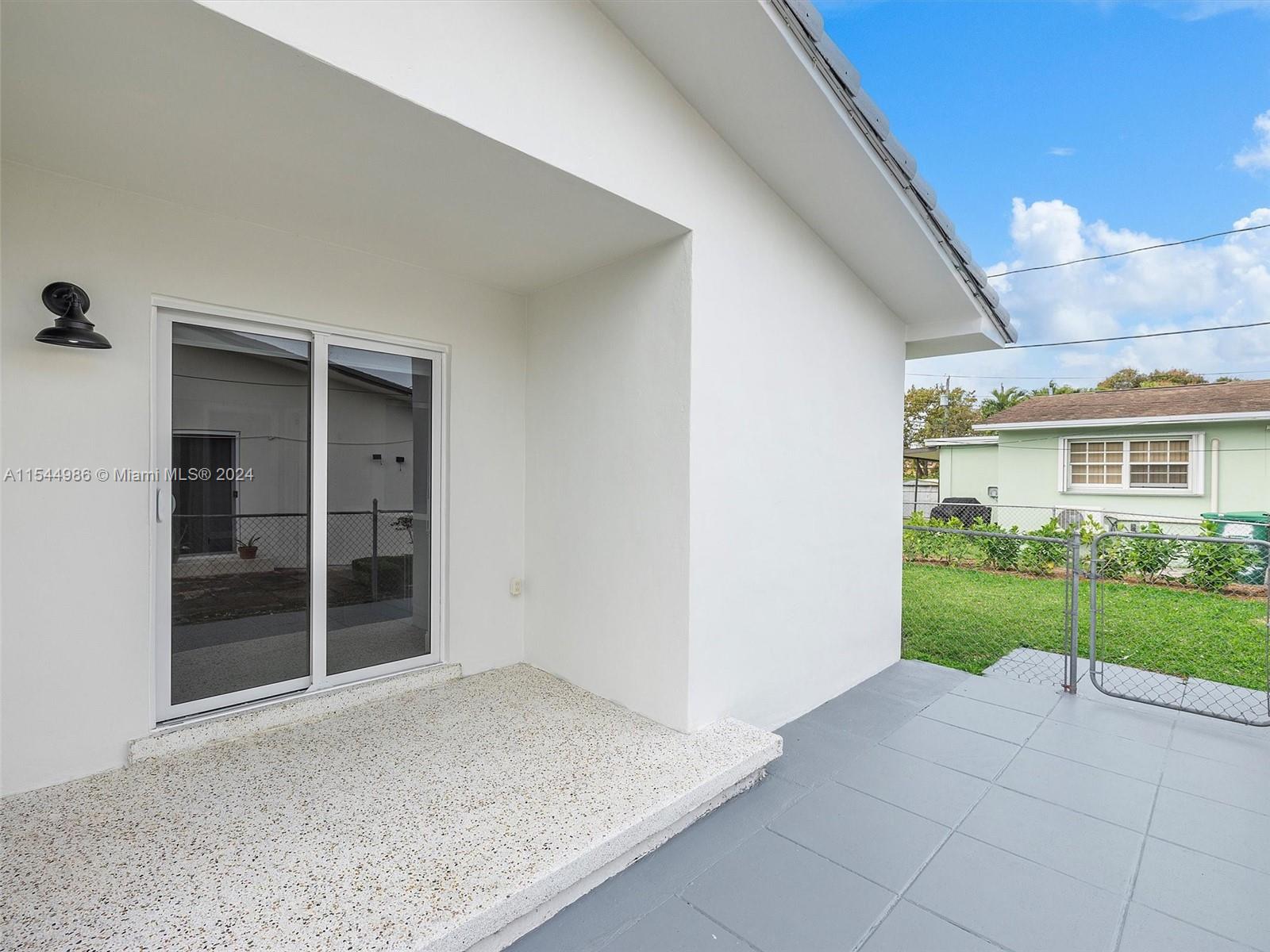 3820 SW 92nd Ave 3820, Miami, Florida 33165, 3 Bedrooms Bedrooms, ,2 BathroomsBathrooms,Residentiallease,For Rent,3820 SW 92nd Ave 3820,A11544986