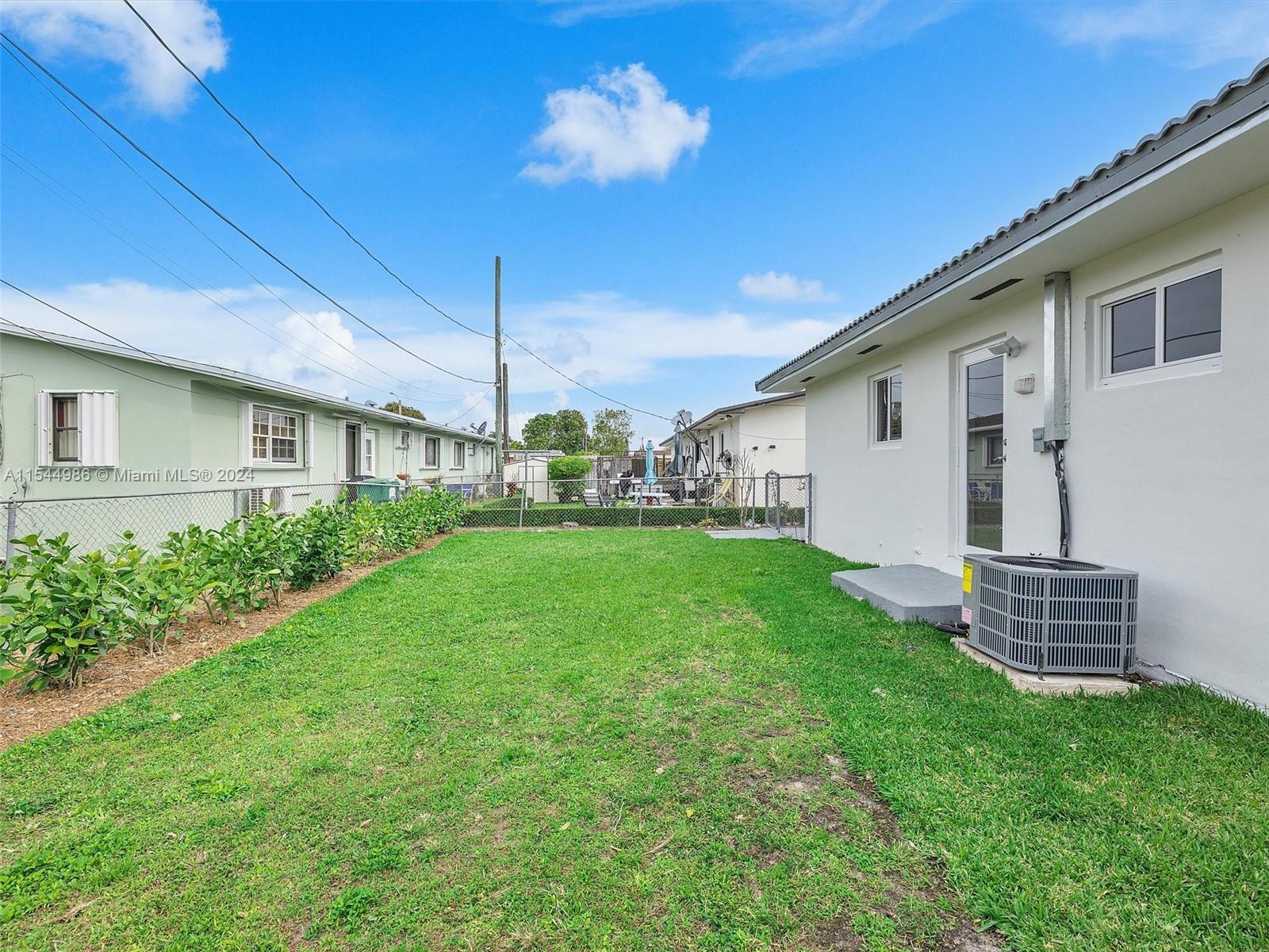 3820 SW 92nd Ave 3820, Miami, Florida 33165, 3 Bedrooms Bedrooms, ,2 BathroomsBathrooms,Residentiallease,For Rent,3820 SW 92nd Ave 3820,A11544986