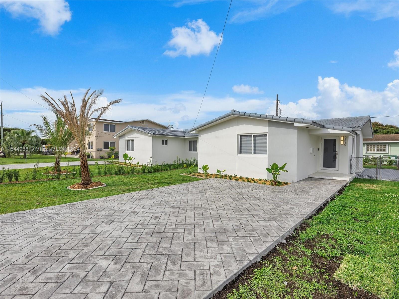 3820 SW 92nd Ave 3820, Miami, Florida 33165, 3 Bedrooms Bedrooms, ,2 BathroomsBathrooms,Residentiallease,For Rent,3820 SW 92nd Ave 3820,A11544986