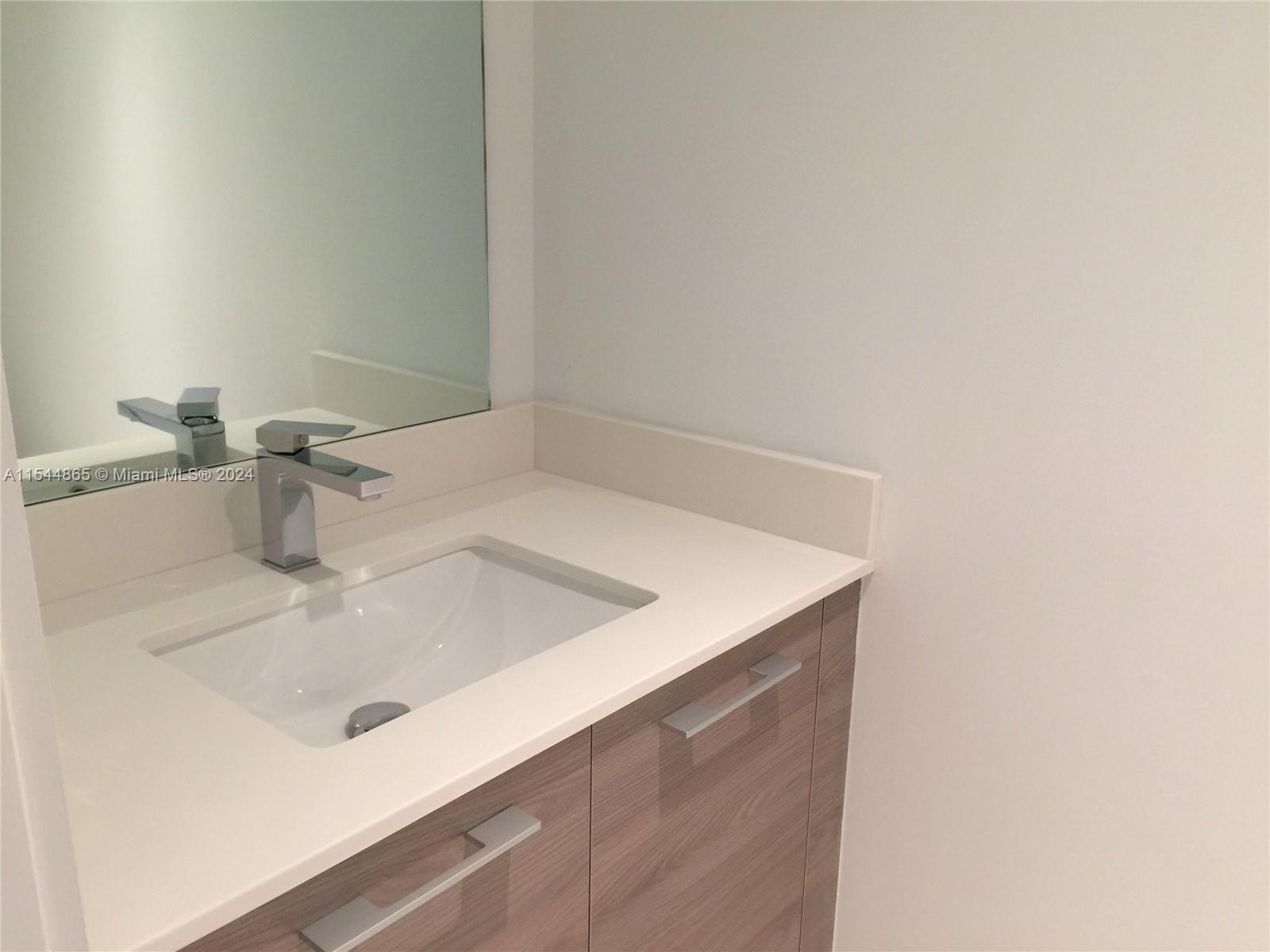 1300 S Miami Ave 3308, Miami, Florida 33130, 1 Bedroom Bedrooms, ,1 BathroomBathrooms,Residentiallease,For Rent,1300 S Miami Ave 3308,A11544865