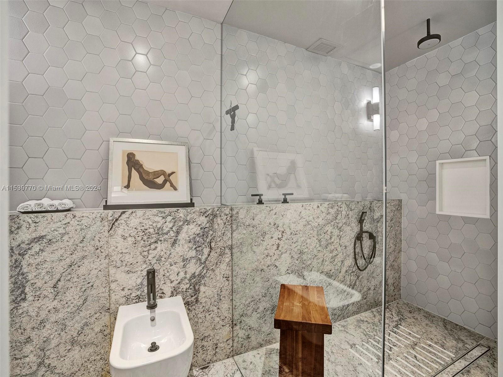 1331 Brickell Bay Dr, Miami, FL, 33131 United States, 3 Bedrooms Bedrooms, ,3 BathroomsBathrooms,Residential,For Sale,Brickell Bay Dr,A11539770