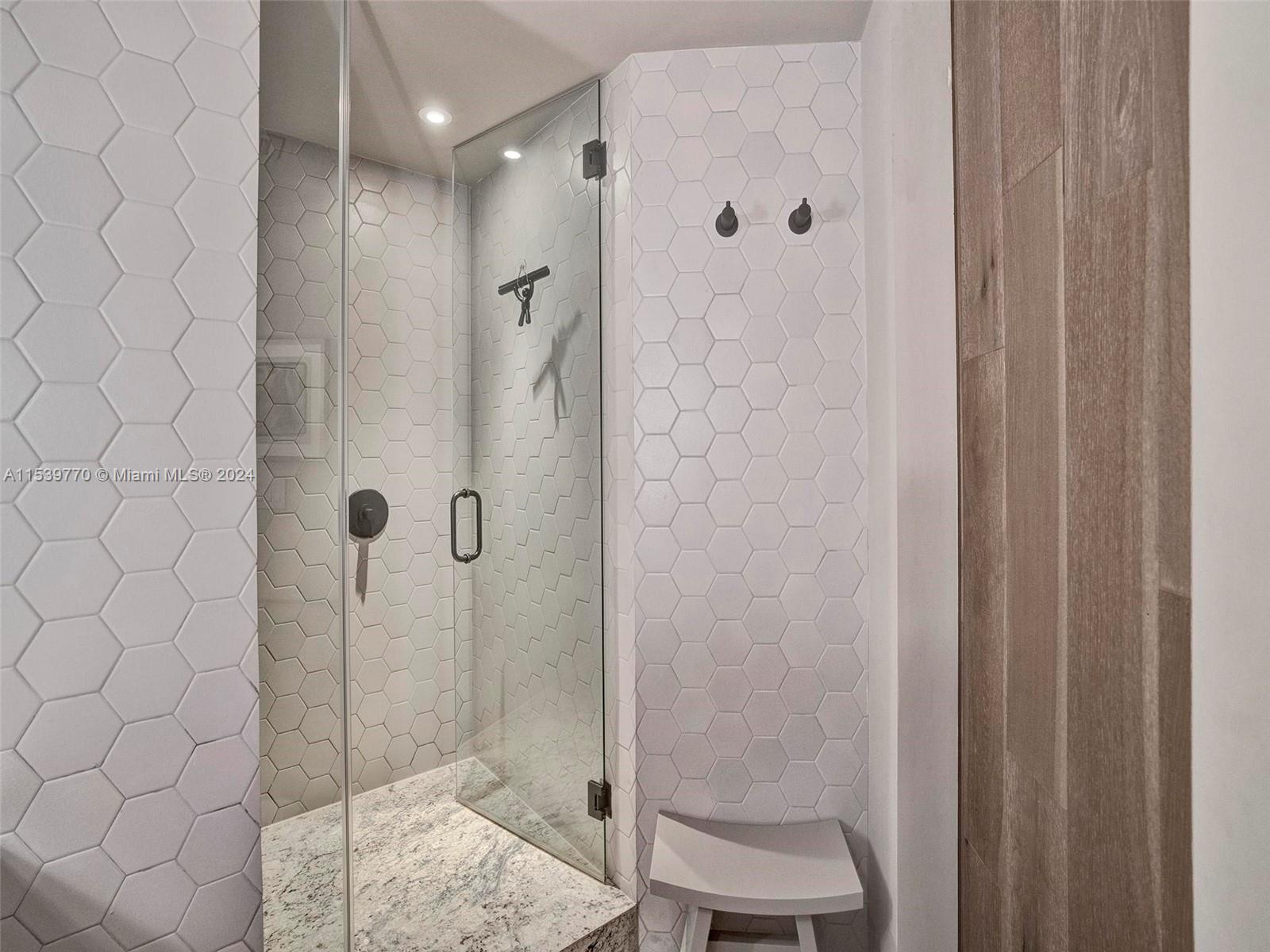 1331 Brickell Bay Dr 1807, Miami, Florida 33131, 3 Bedrooms Bedrooms, ,3 BathroomsBathrooms,Residential,For Sale,1331 Brickell Bay Dr 1807,A11539770