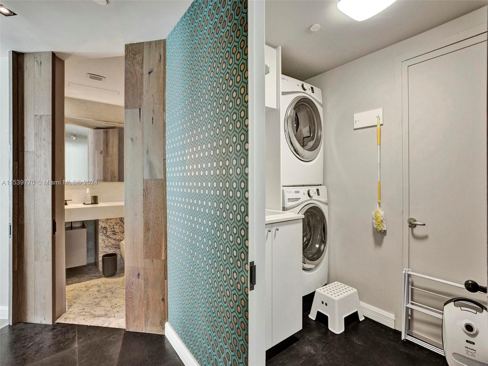 1331 Brickell Bay Dr, Miami, FL, 33131 United States, 3 Bedrooms Bedrooms, ,3 BathroomsBathrooms,Residential,For Sale,Brickell Bay Dr,A11539770