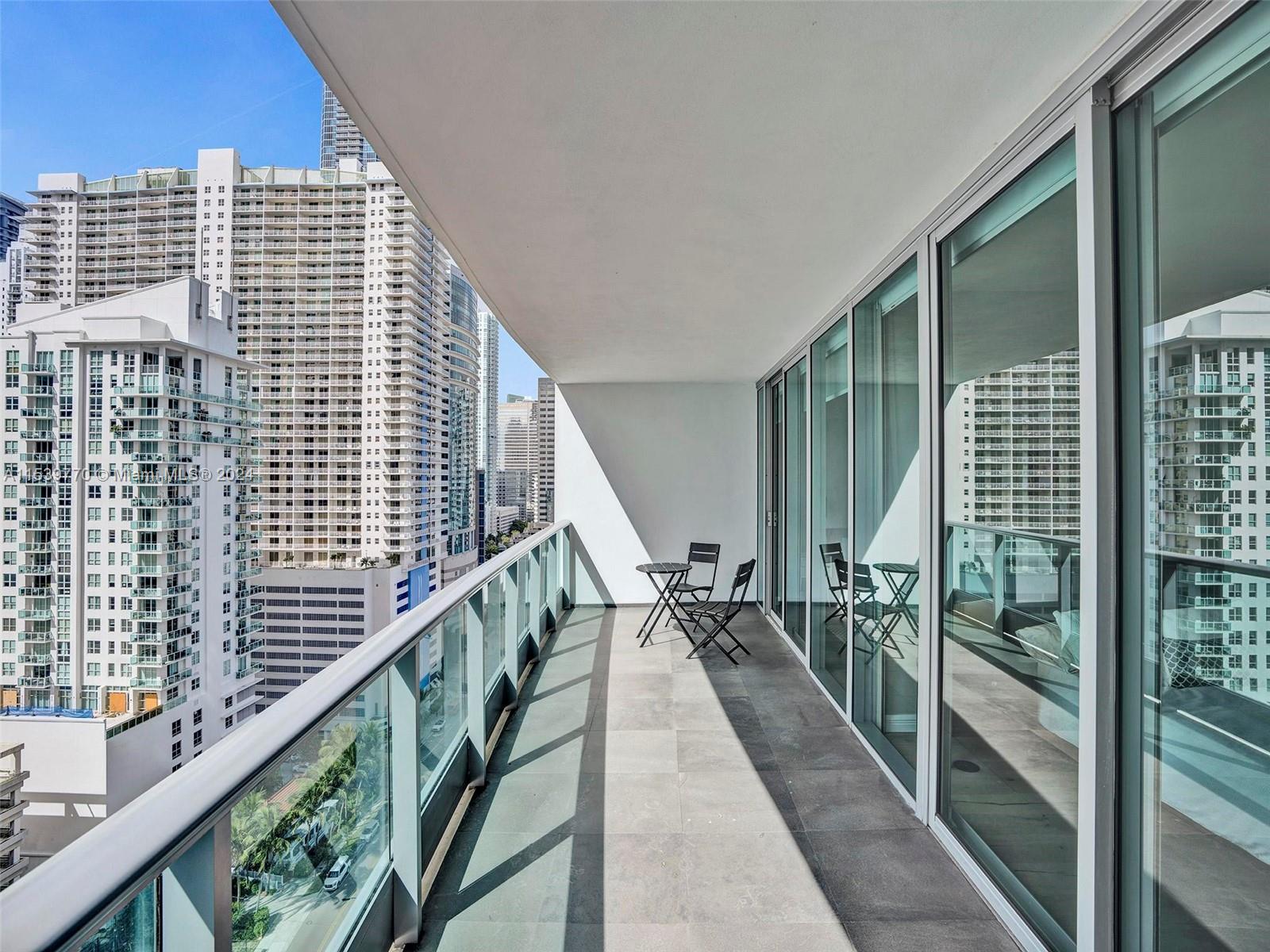 1331 Brickell Bay Dr 1807, Miami, Florida 33131, 3 Bedrooms Bedrooms, ,3 BathroomsBathrooms,Residential,For Sale,1331 Brickell Bay Dr 1807,A11539770