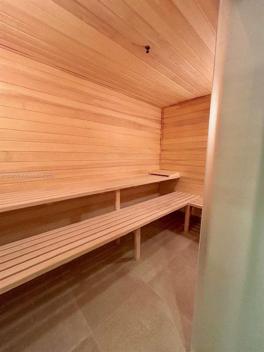 1331 Brickell Bay Dr 1807, Miami, Florida 33131, 3 Bedrooms Bedrooms, ,3 BathroomsBathrooms,Residential,For Sale,1331 Brickell Bay Dr 1807,A11539770