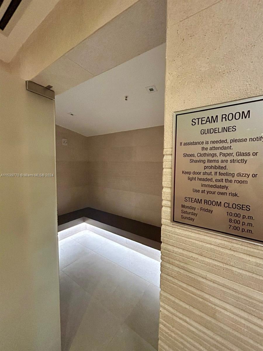 1331 Brickell Bay Dr 1807, Miami, Florida 33131, 3 Bedrooms Bedrooms, ,3 BathroomsBathrooms,Residential,For Sale,1331 Brickell Bay Dr 1807,A11539770
