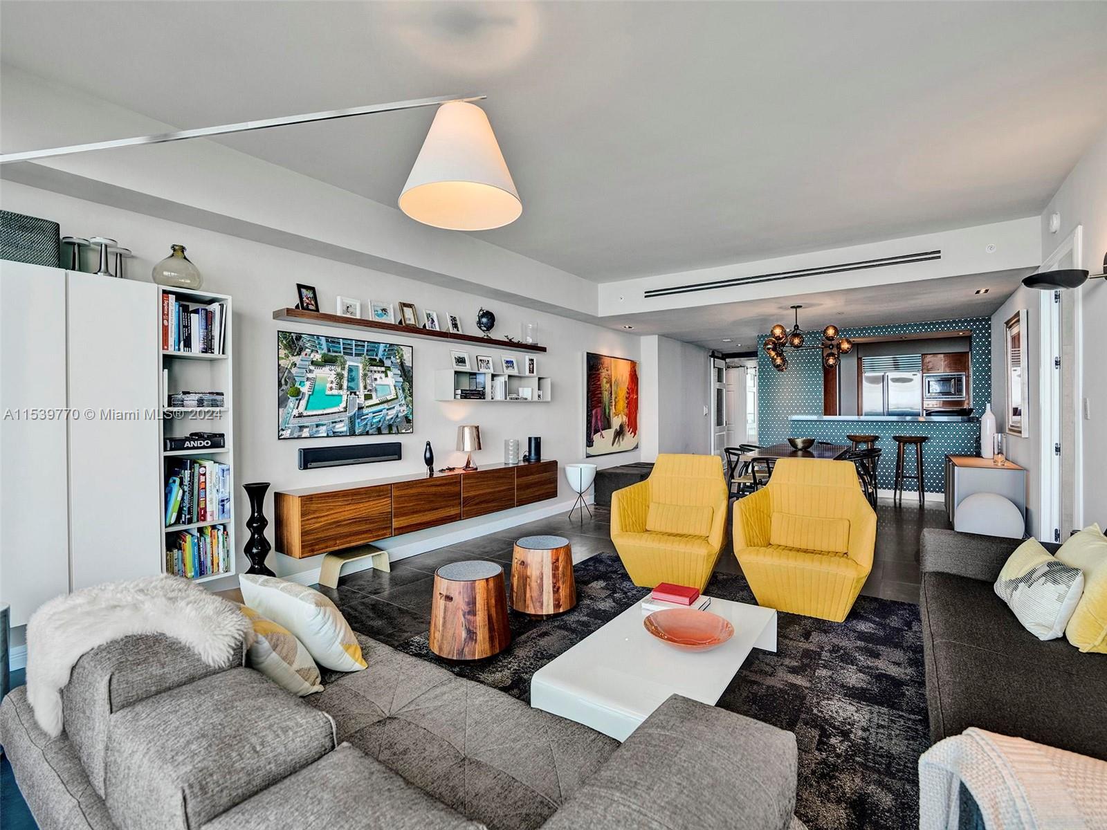 1331 Brickell Bay Dr, Miami, FL, 33131 United States, 3 Bedrooms Bedrooms, ,3 BathroomsBathrooms,Residential,For Sale,Brickell Bay Dr,A11539770