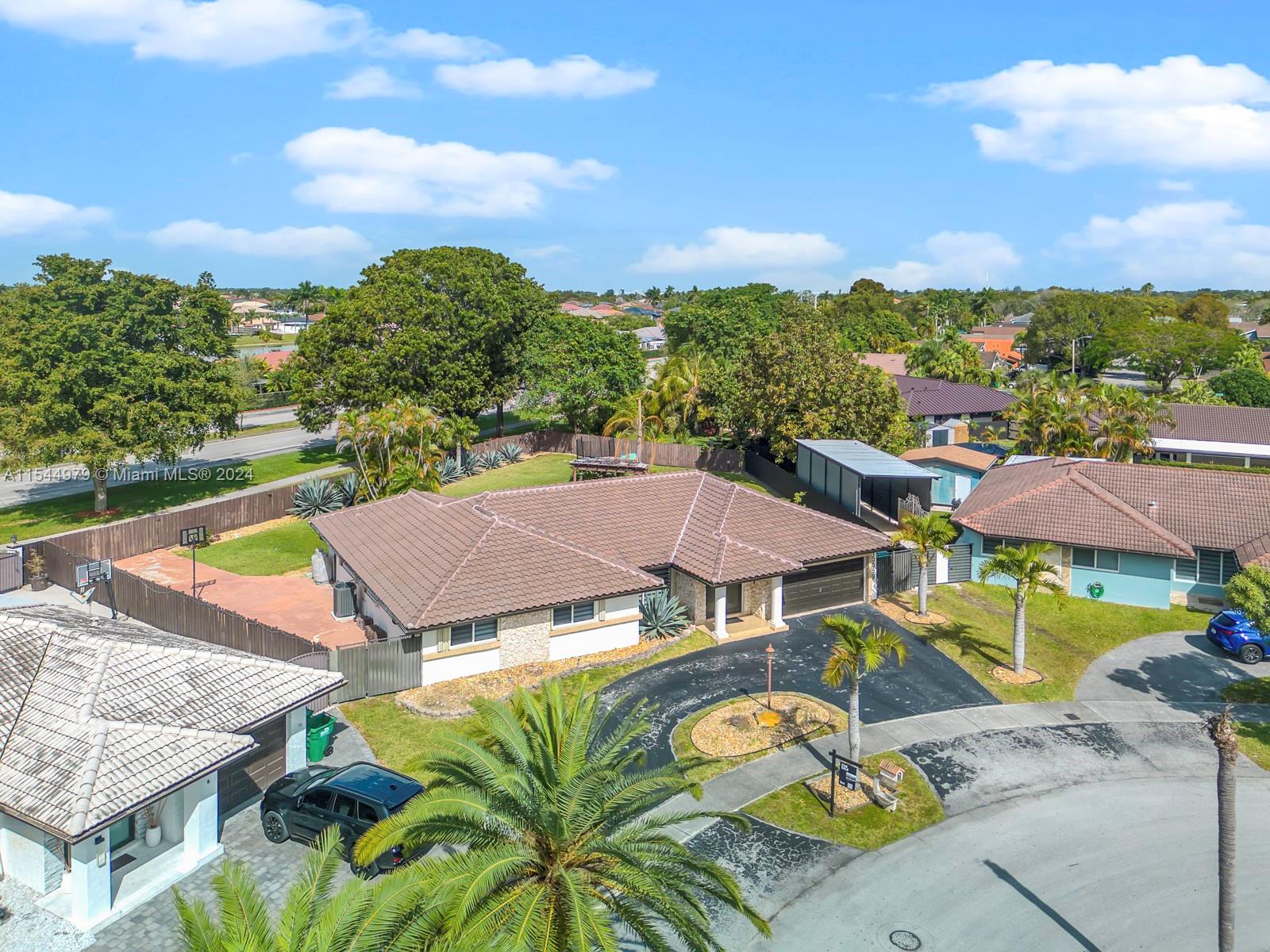 15559 SW 69th Ter, Miami, Florida 33193, 4 Bedrooms Bedrooms, ,2 BathroomsBathrooms,Residential,For Sale,15559 SW 69th Ter,A11544979