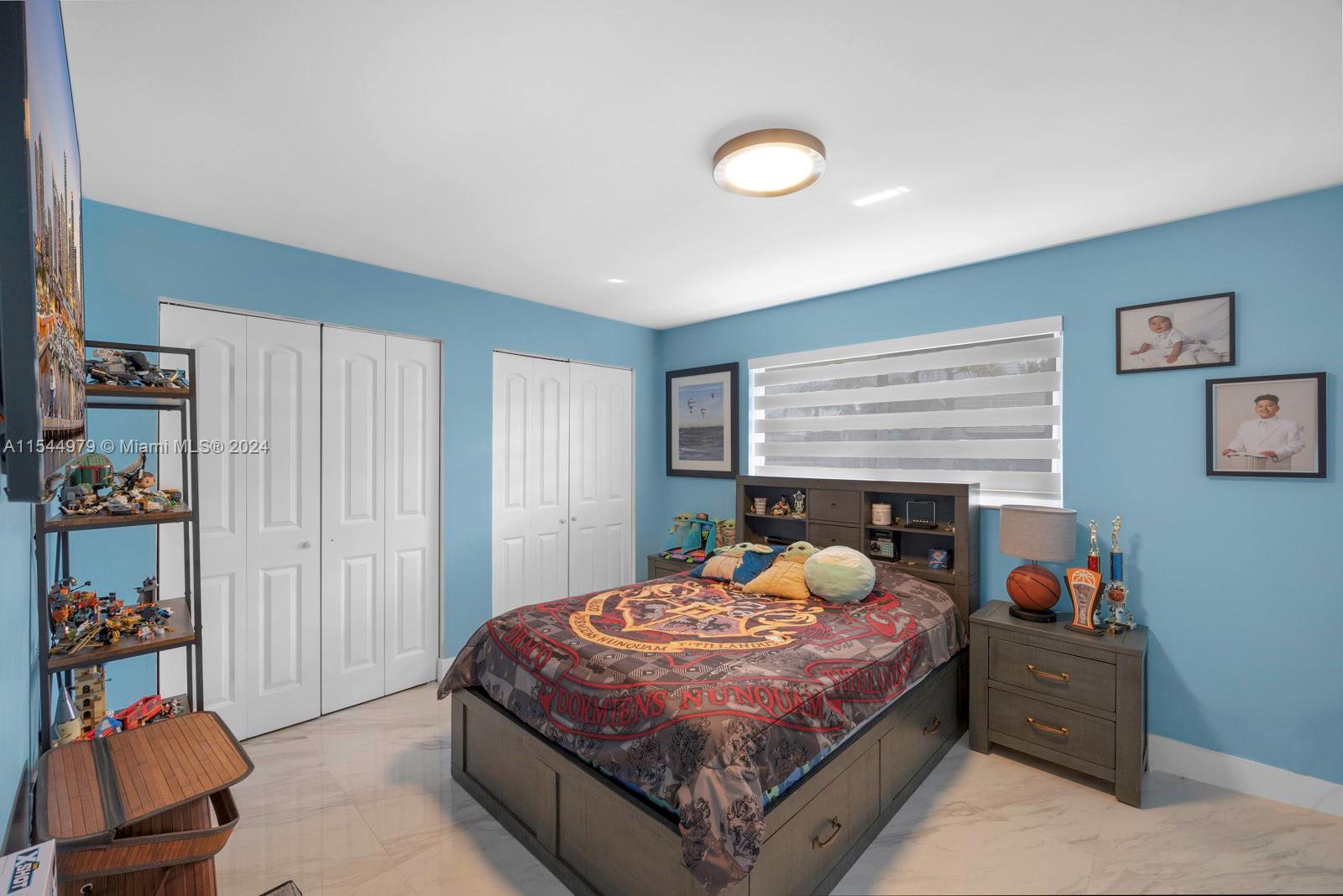 15559 SW 69th Ter, Miami, Florida 33193, 4 Bedrooms Bedrooms, ,2 BathroomsBathrooms,Residential,For Sale,15559 SW 69th Ter,A11544979