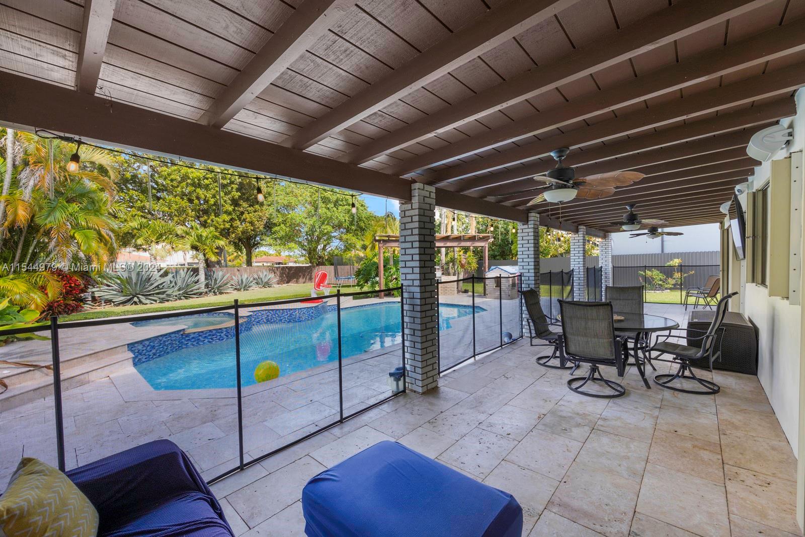 15559 SW 69th Ter, Miami, Florida 33193, 4 Bedrooms Bedrooms, ,2 BathroomsBathrooms,Residential,For Sale,15559 SW 69th Ter,A11544979