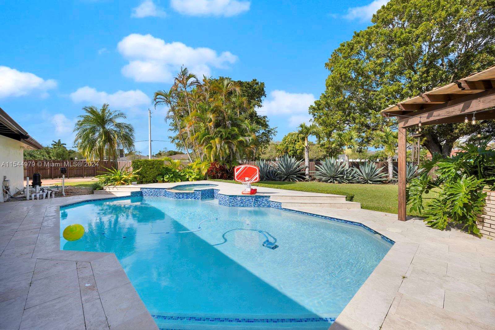 15559 SW 69th Ter, Miami, Florida 33193, 4 Bedrooms Bedrooms, ,2 BathroomsBathrooms,Residential,For Sale,15559 SW 69th Ter,A11544979