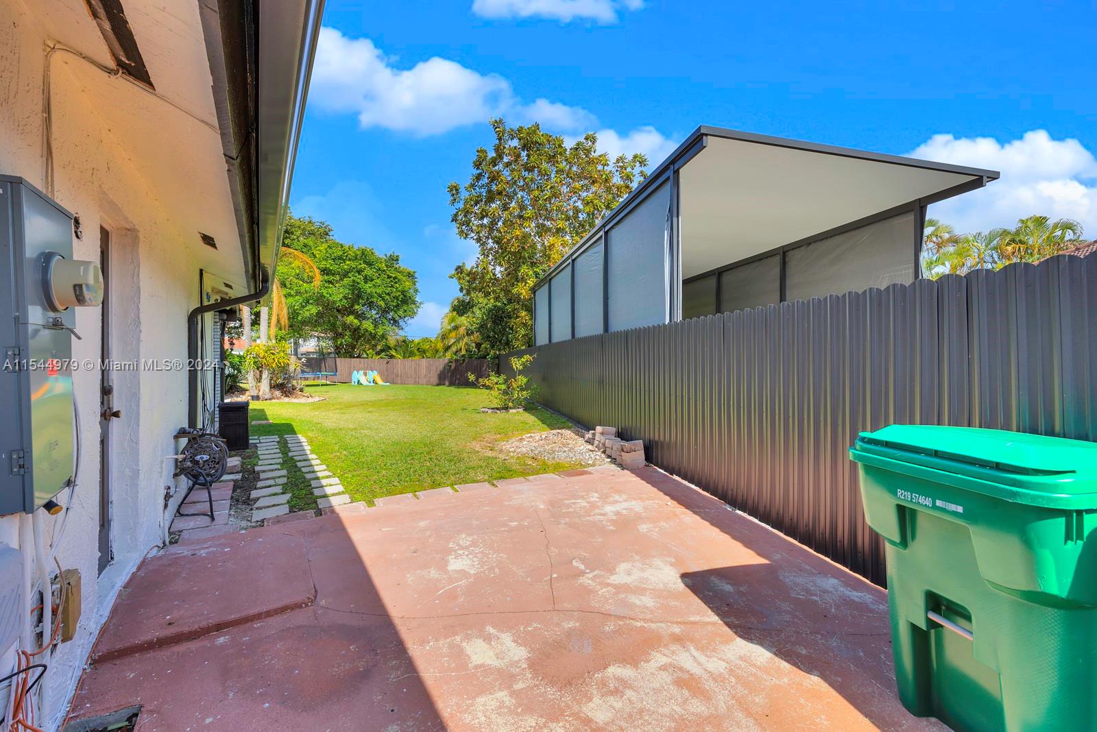 15559 SW 69th Ter, Miami, Florida 33193, 4 Bedrooms Bedrooms, ,2 BathroomsBathrooms,Residential,For Sale,15559 SW 69th Ter,A11544979