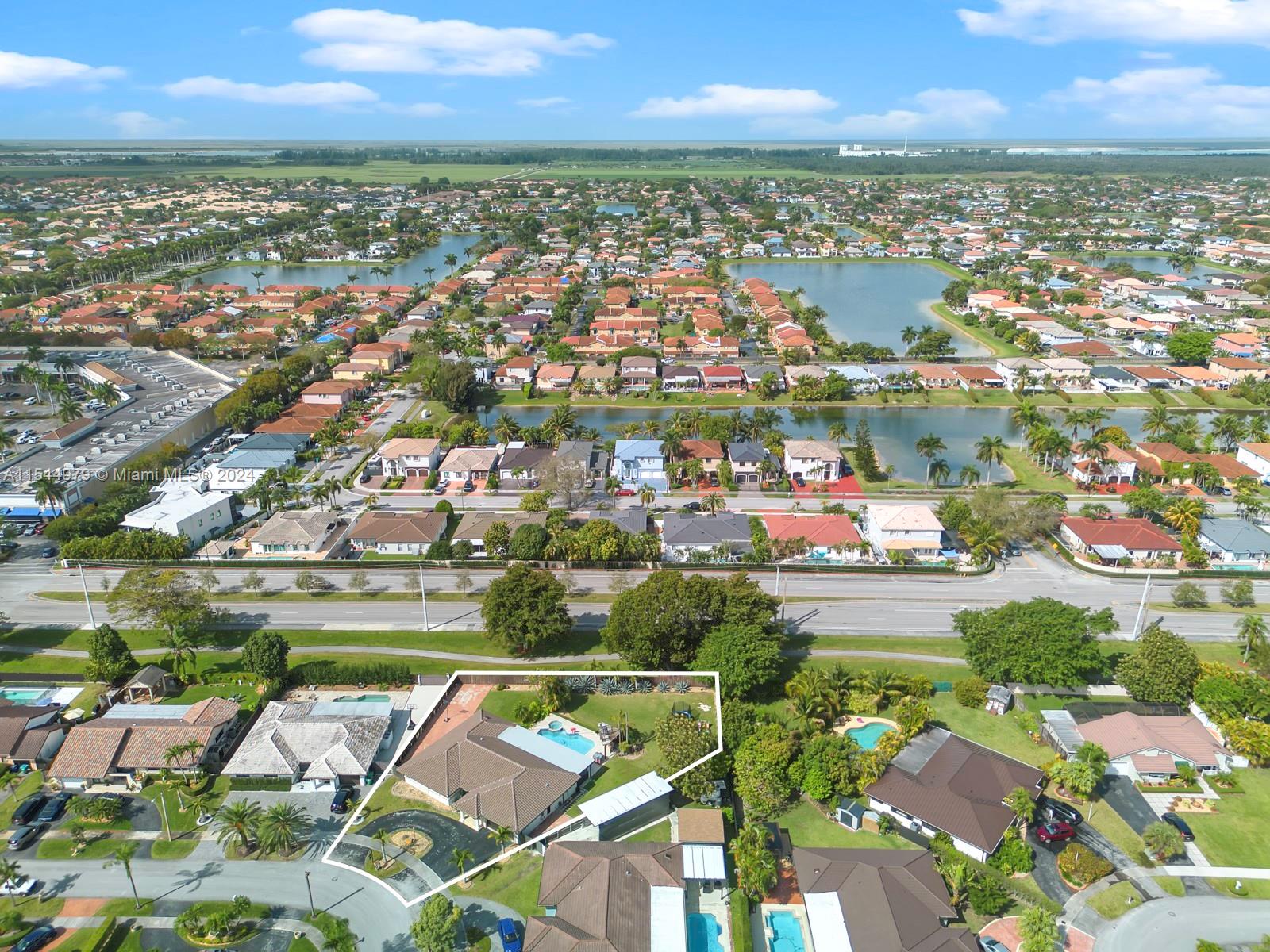 15559 SW 69th Ter, Miami, Florida 33193, 4 Bedrooms Bedrooms, ,2 BathroomsBathrooms,Residential,For Sale,15559 SW 69th Ter,A11544979