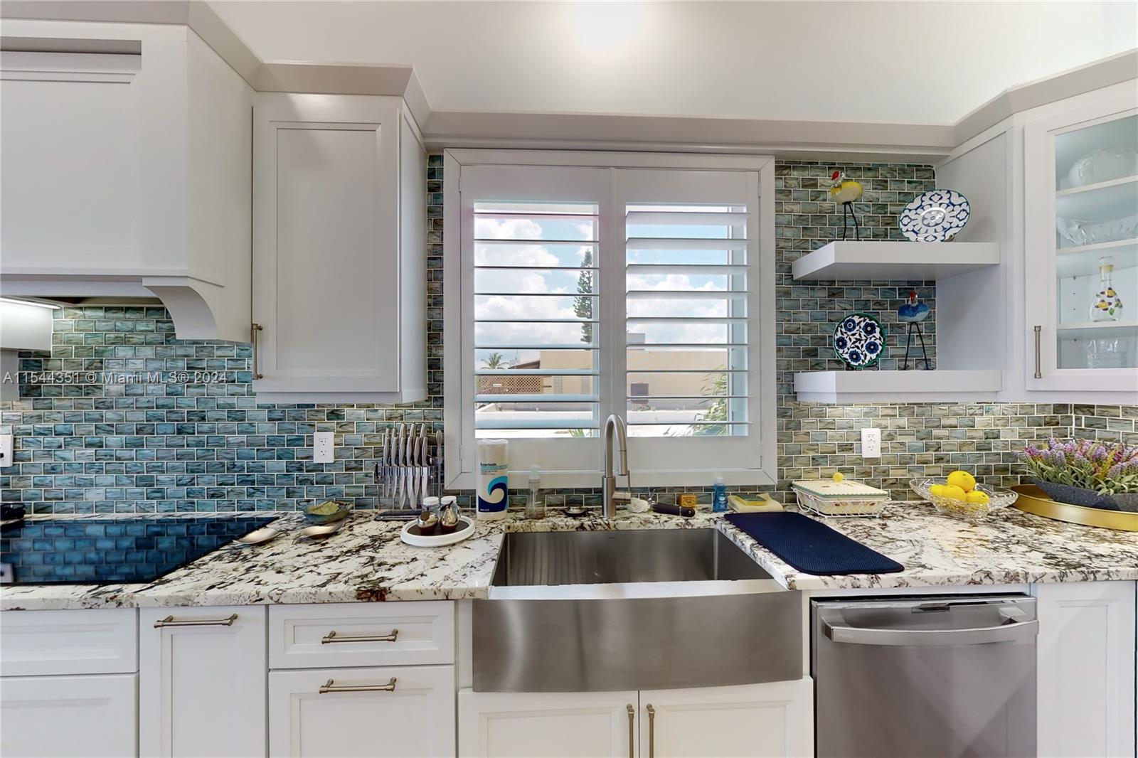 311 N Surf Rd, Hollywood, Florida 33019, 2 Bedrooms Bedrooms, ,2 BathroomsBathrooms,Residential,For Sale,311 N Surf Rd,A11544351