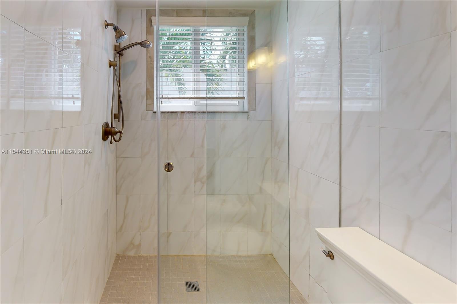 311 N Surf Rd, Hollywood, Florida 33019, 2 Bedrooms Bedrooms, ,2 BathroomsBathrooms,Residential,For Sale,311 N Surf Rd,A11544351