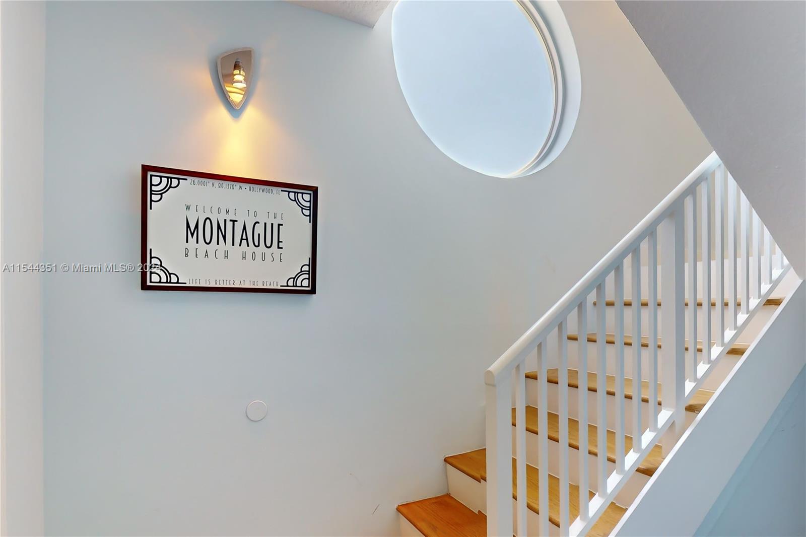 311 N Surf Rd, Hollywood, Florida 33019, 2 Bedrooms Bedrooms, ,2 BathroomsBathrooms,Residential,For Sale,311 N Surf Rd,A11544351