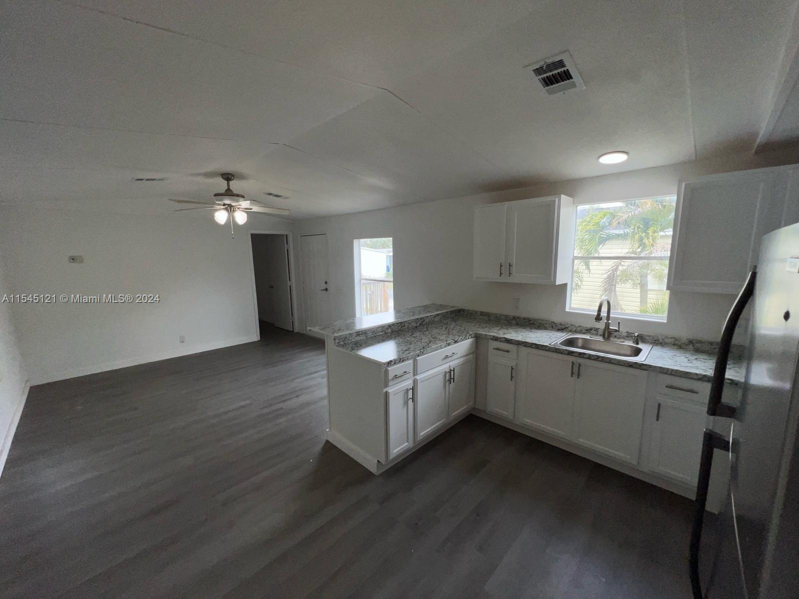 Homestead, Florida 33034, 2 Bedrooms Bedrooms, ,2 BathroomsBathrooms,Residential,For Sale,A11545121