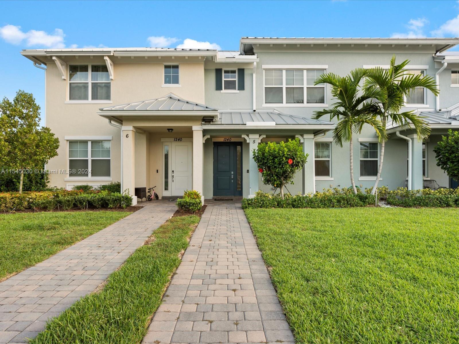 1240 Eucalyptus Dr 5, Hollywood, Florida 33021, 3 Bedrooms Bedrooms, ,2 BathroomsBathrooms,Residential,For Sale,1240 Eucalyptus Dr 5,A11545030