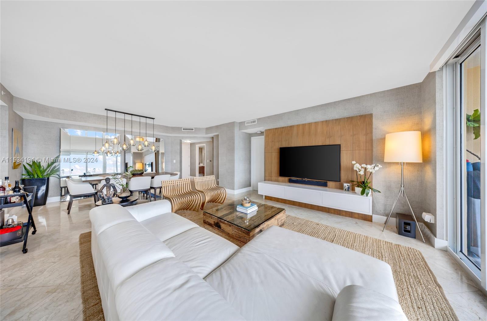 848 Brickell Key Dr 3305, Miami, Florida 33131, 2 Bedrooms Bedrooms, ,2 BathroomsBathrooms,Residential,For Sale,848 Brickell Key Dr 3305,A11534194