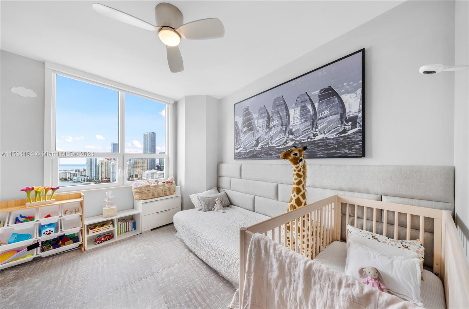 848 Brickell Key Dr 3305, Miami, Florida 33131, 2 Bedrooms Bedrooms, ,2 BathroomsBathrooms,Residential,For Sale,848 Brickell Key Dr 3305,A11534194