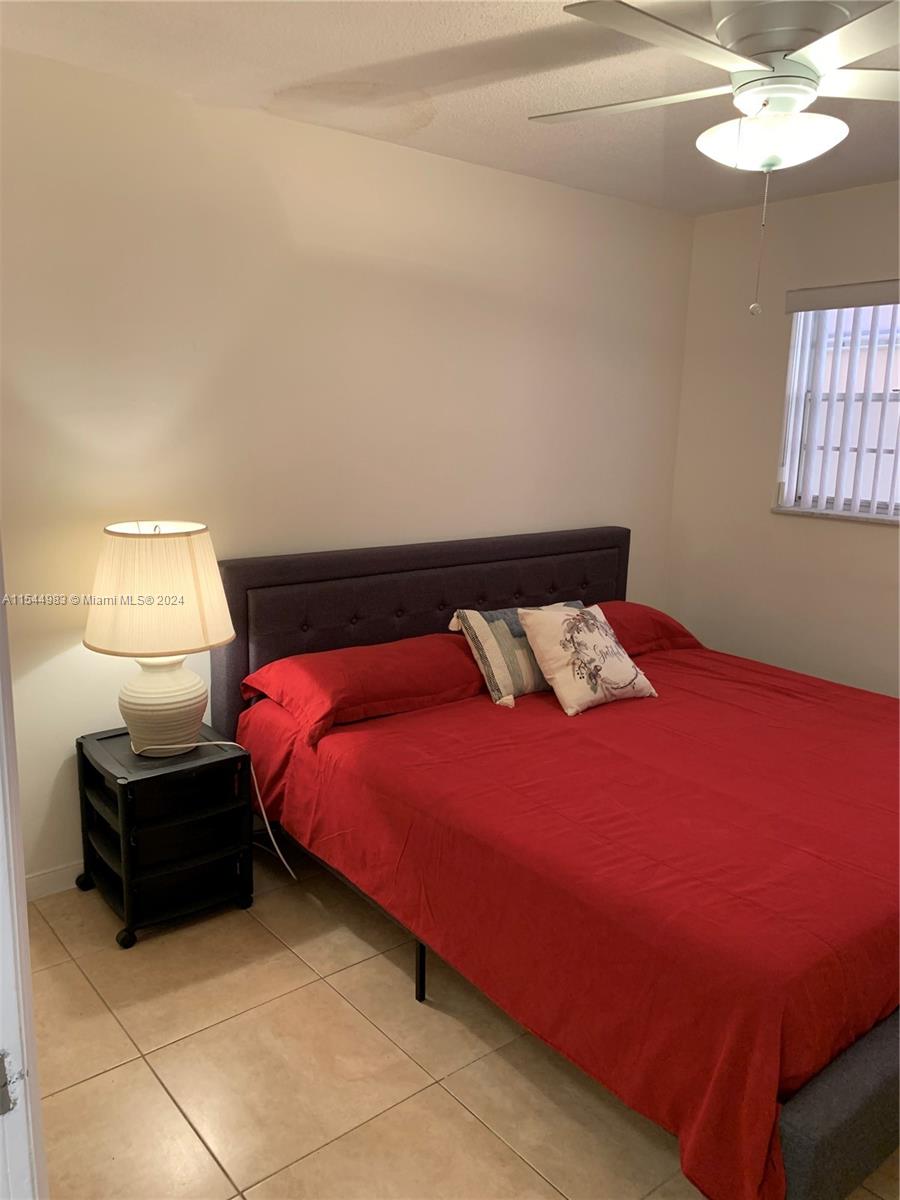 215 SE 3rd Ave 106A, Hallandale Beach, Florida 33009, 2 Bedrooms Bedrooms, ,1 BathroomBathrooms,Residentiallease,For Rent,215 SE 3rd Ave 106A,A11544983